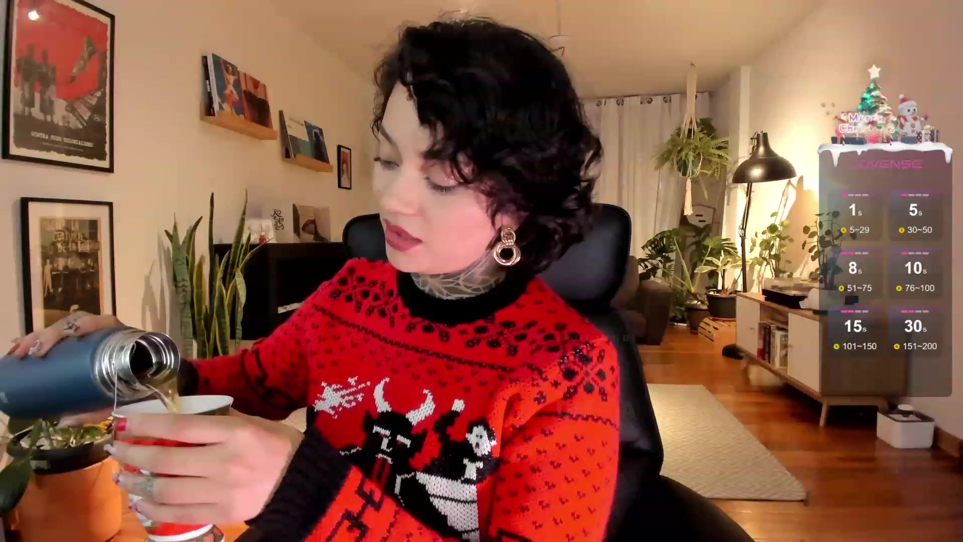 Gallery image thumbnail from Ysabeau's myfreecams stream on, 12/26/2023, 24:57 image 15 of 20