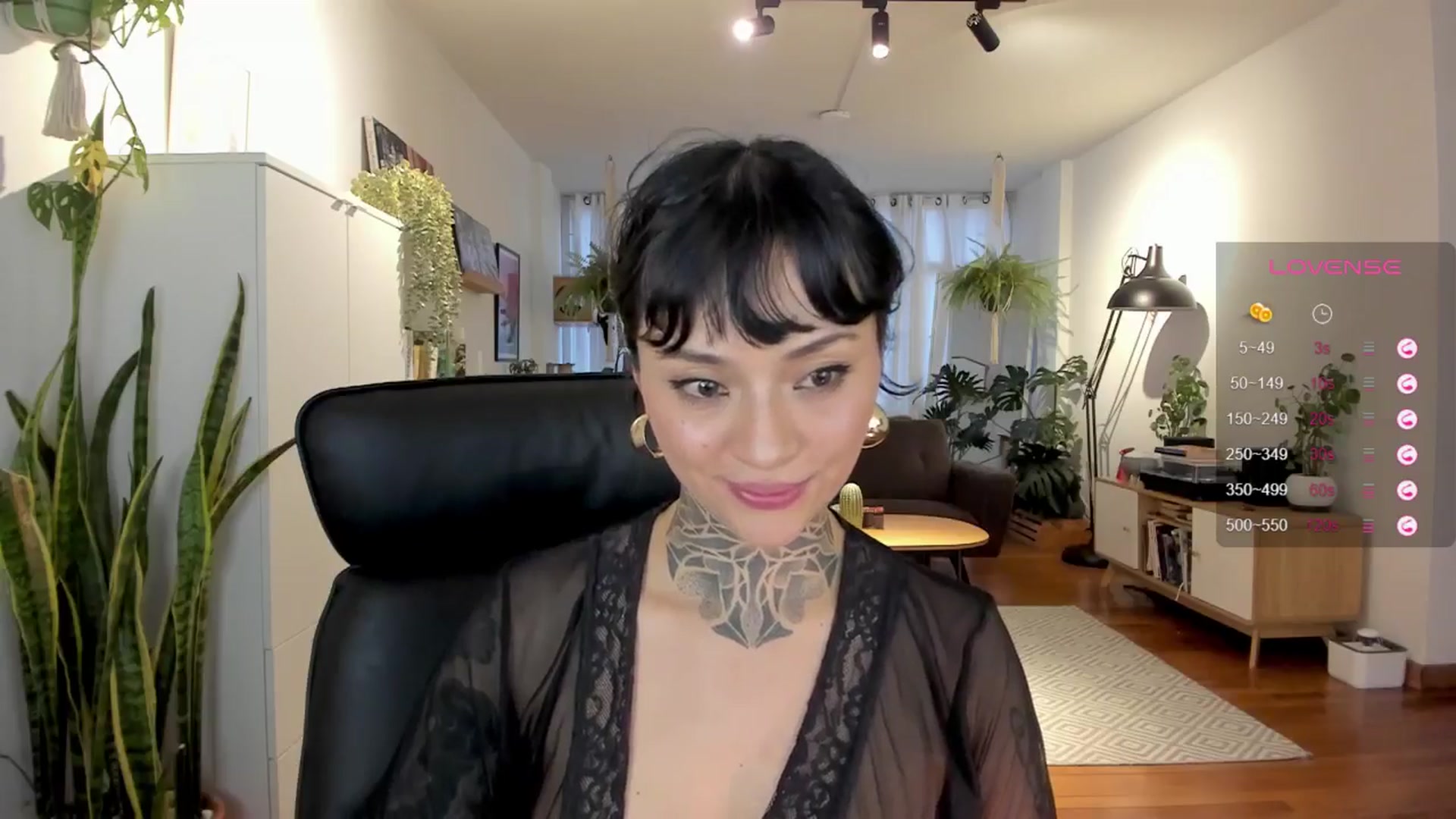 Gallery image thumbnail from Ysabeau's myfreecams stream on, 07/23/2024, 23:08 image 5 of 20