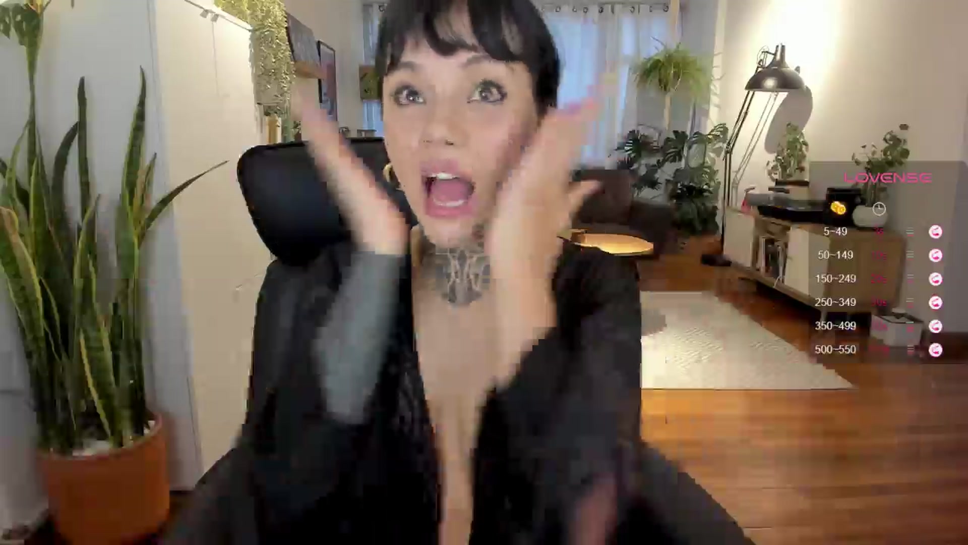 Gallery image thumbnail from Ysabeau's myfreecams stream on, 07/23/2024, 23:08 image 19 of 20