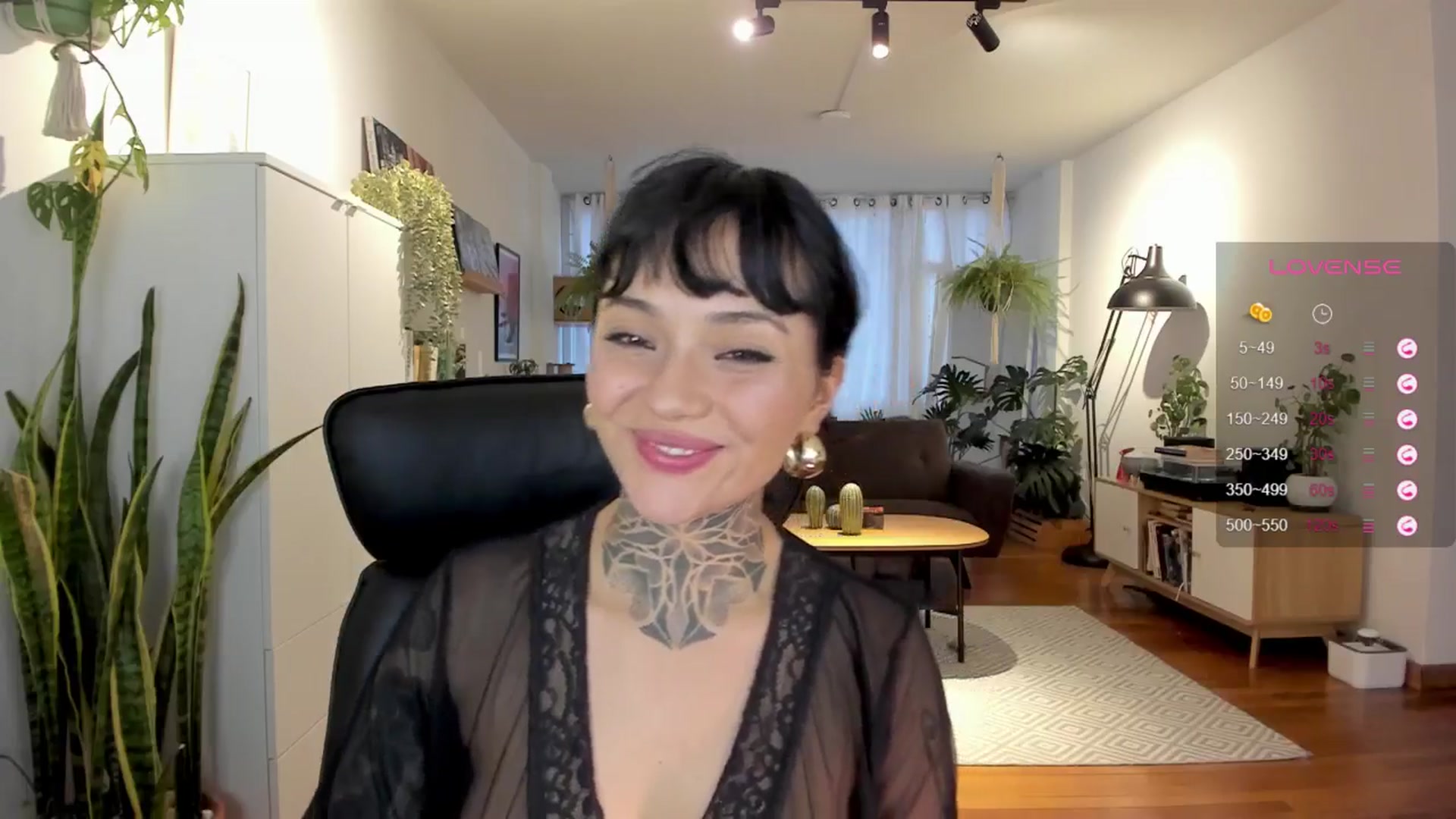 Gallery image thumbnail from Ysabeau's myfreecams stream on, 07/23/2024, 23:08 image 9 of 20