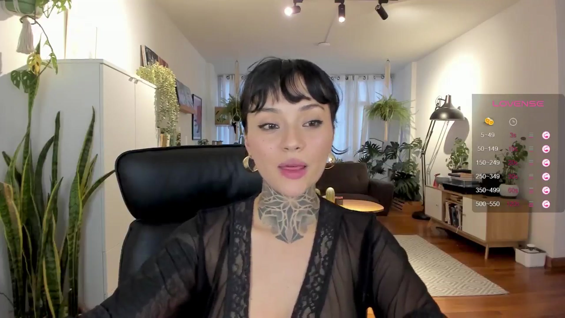 Gallery image thumbnail from Ysabeau's myfreecams stream on, 07/23/2024, 23:08 image 3 of 20
