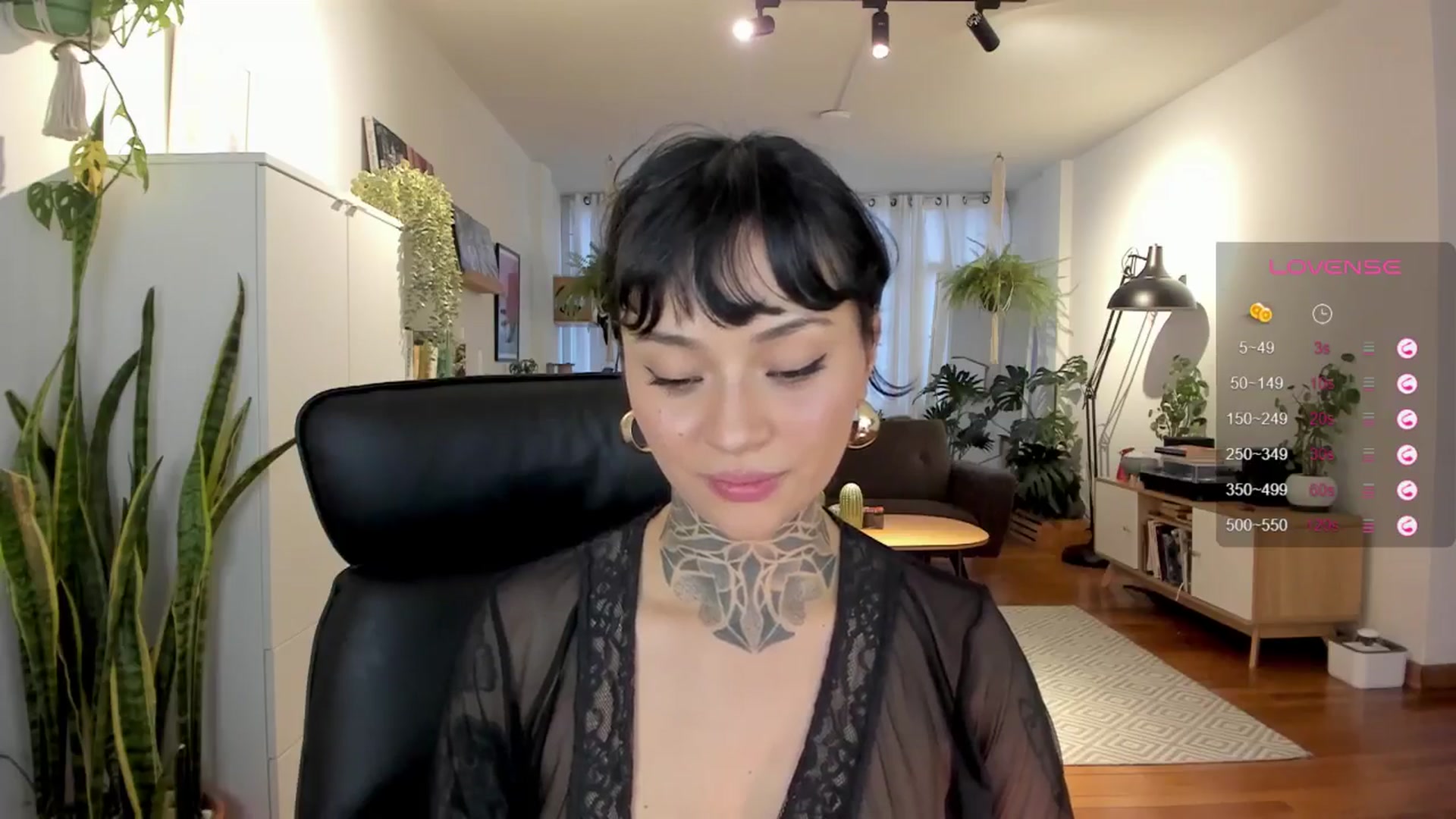 Gallery image thumbnail from Ysabeau's myfreecams stream on, 07/23/2024, 23:08 image 6 of 20