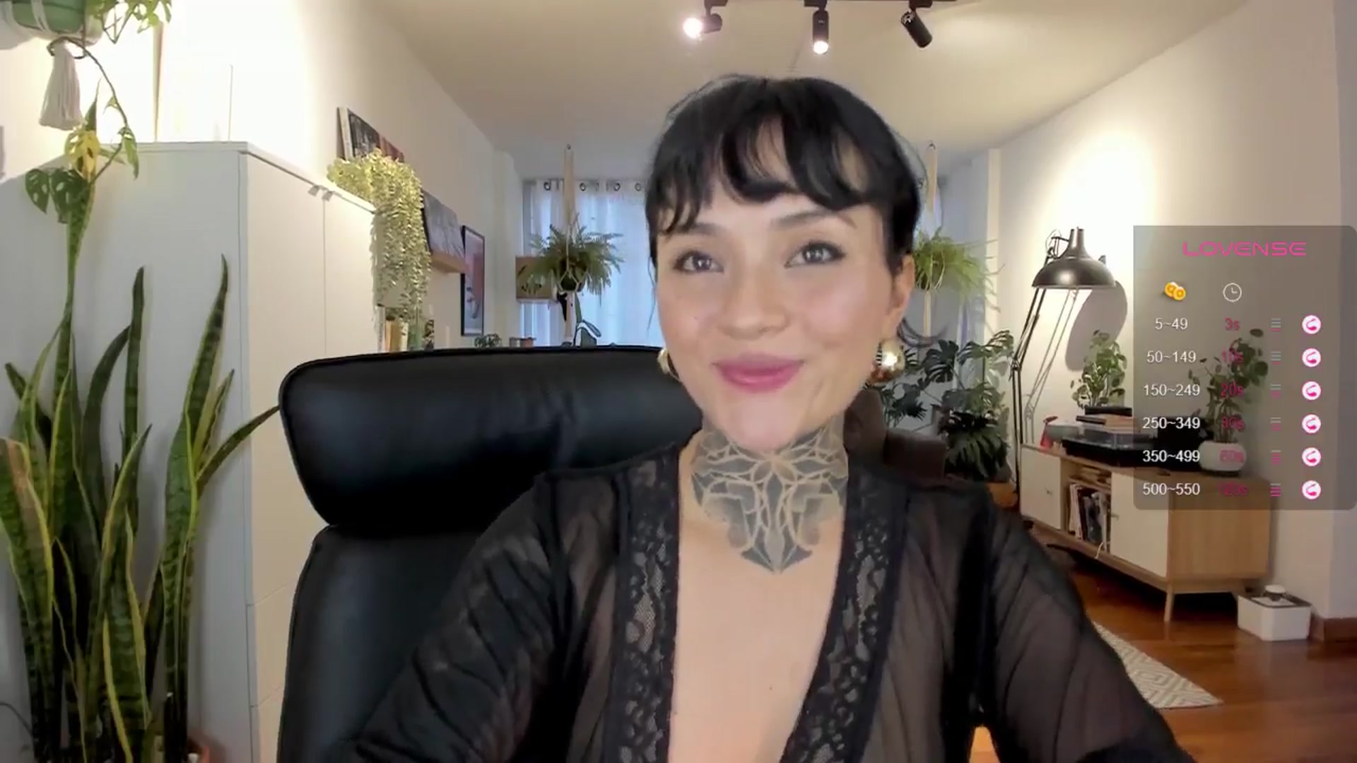 Gallery image thumbnail from Ysabeau's myfreecams stream on, 07/23/2024, 23:08 image 2 of 20