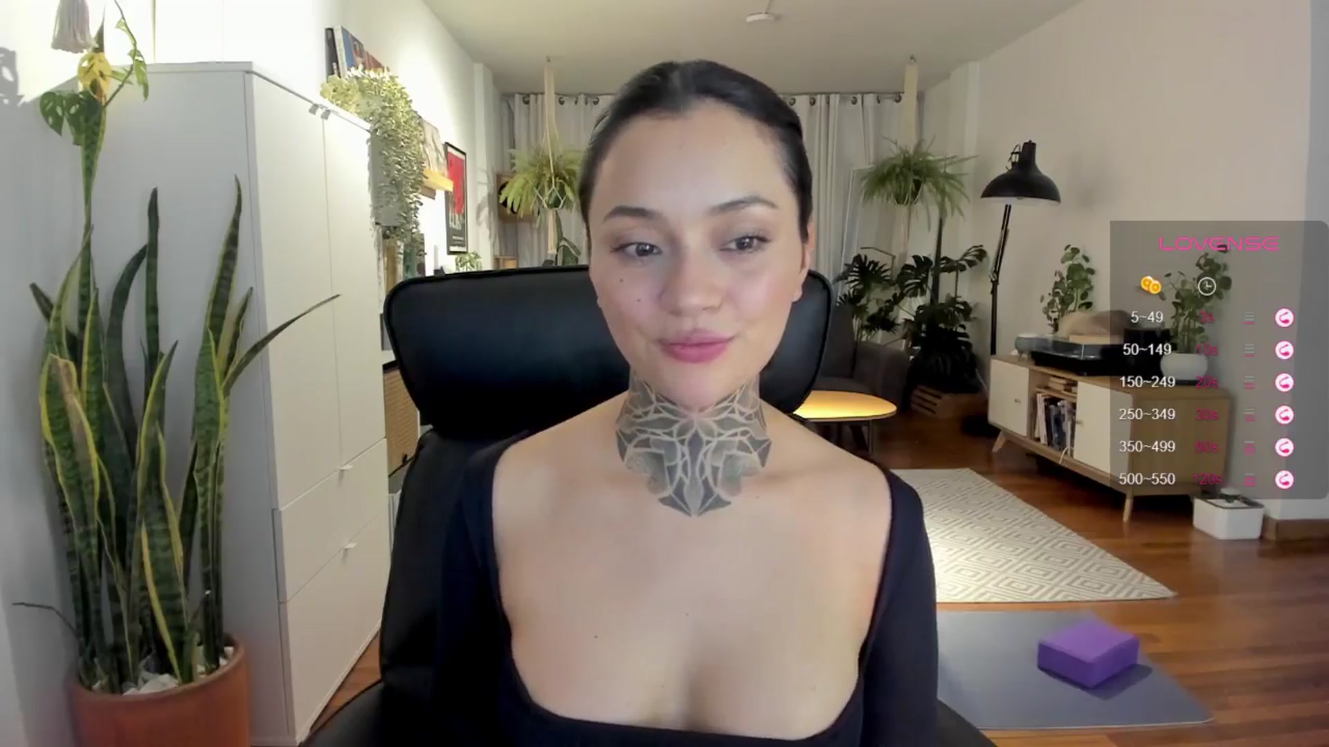 Gallery image thumbnail from Ysabeau's myfreecams stream on, 07/25/2024, 24:38 image 19 of 20