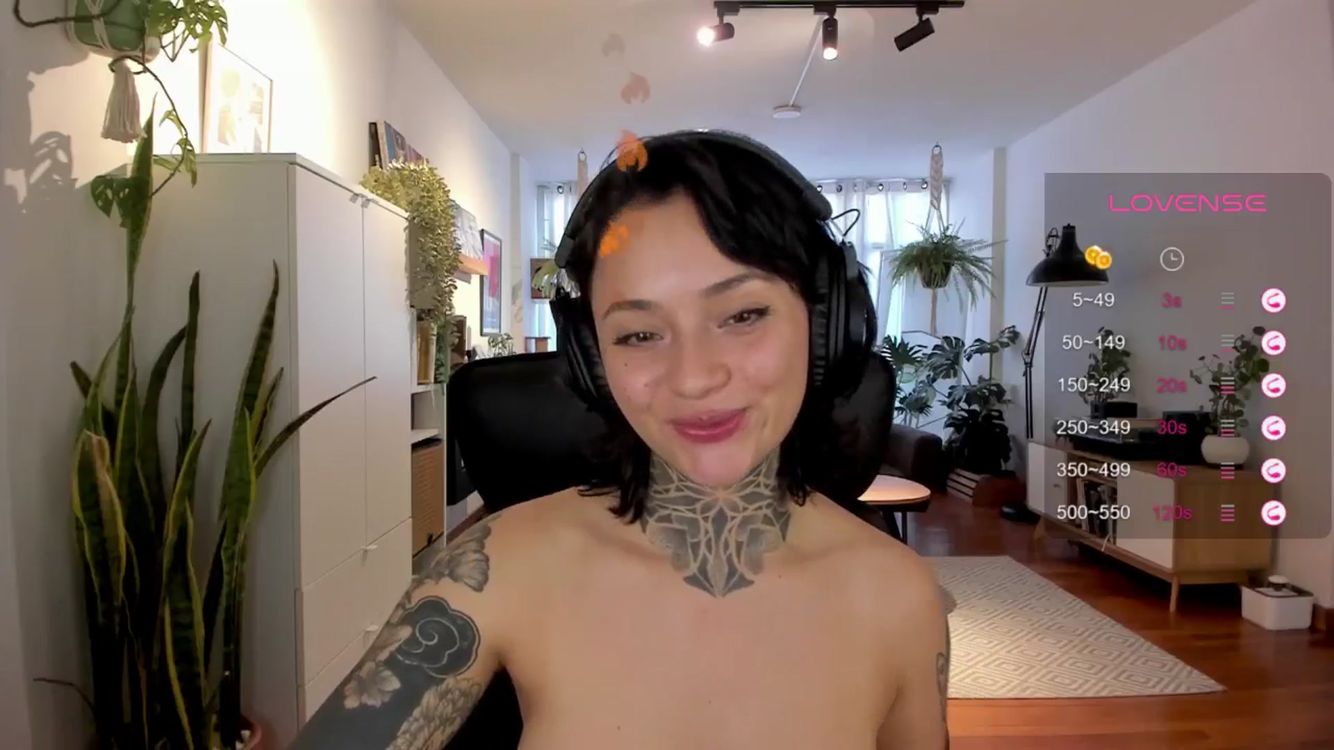 Gallery image thumbnail from Ysabeau's myfreecams stream on, 07/25/2024, 22:43 image 20 of 20