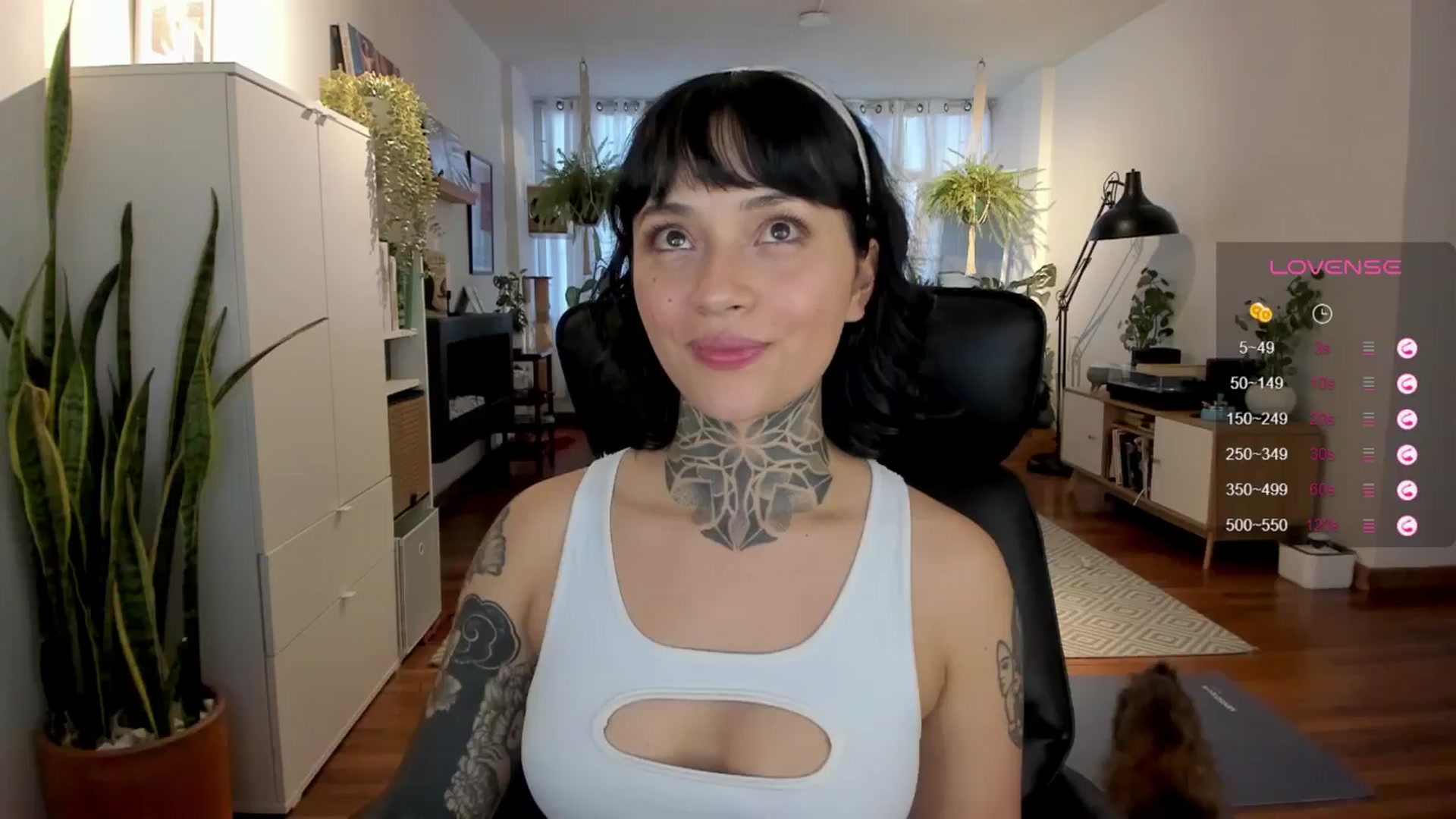 Gallery image thumbnail from Ysabeau's myfreecams stream on, 07/29/2024, 23:29 image 11 of 20