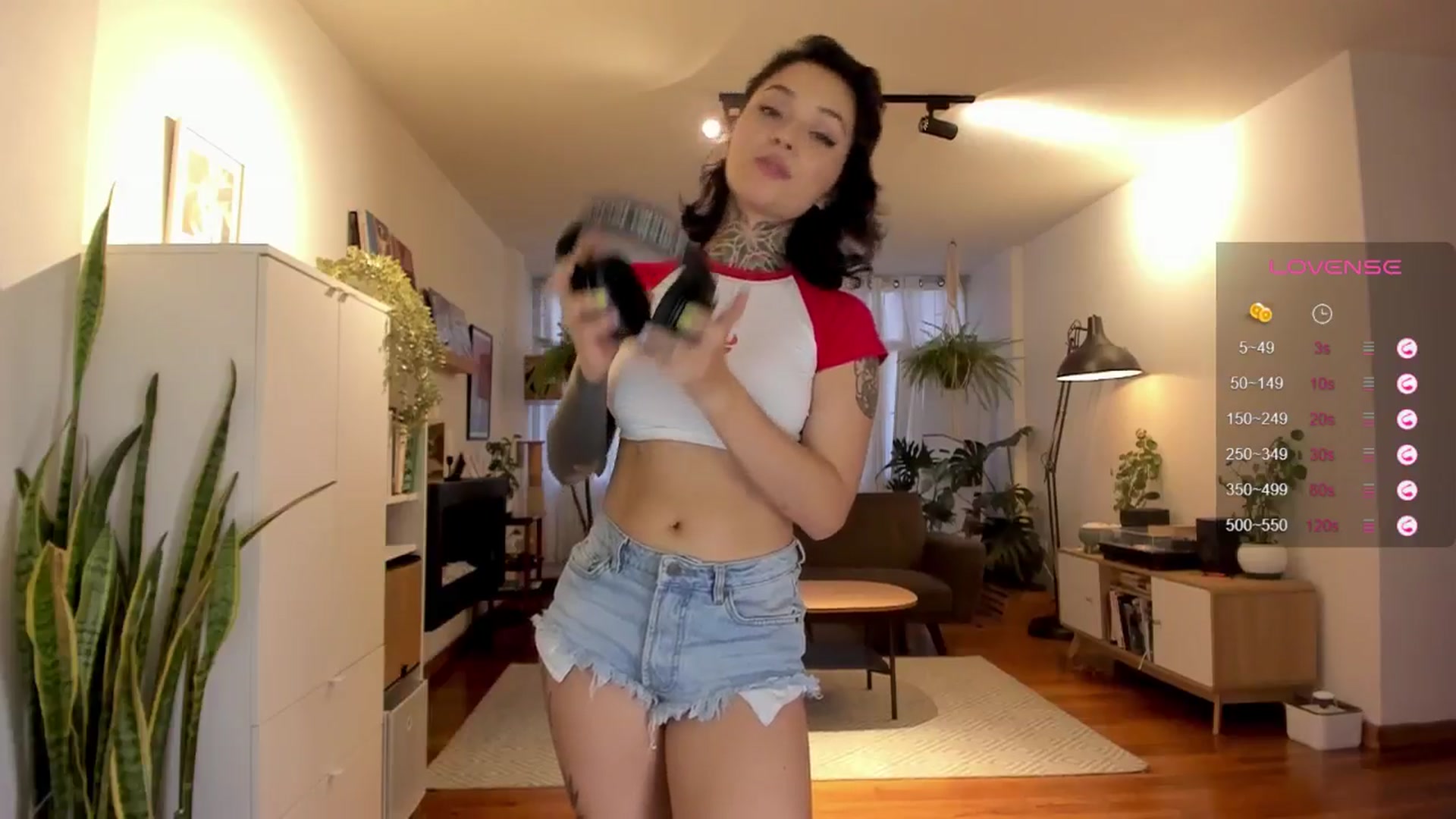 Gallery image thumbnail from Ysabeau's myfreecams stream on, 08/03/2024, 24:04 image 15 of 20