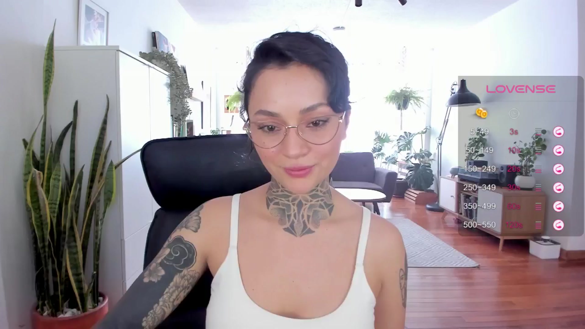 Gallery image thumbnail from Ysabeau's myfreecams stream on, 08/03/2024, 17:03 image 8 of 20