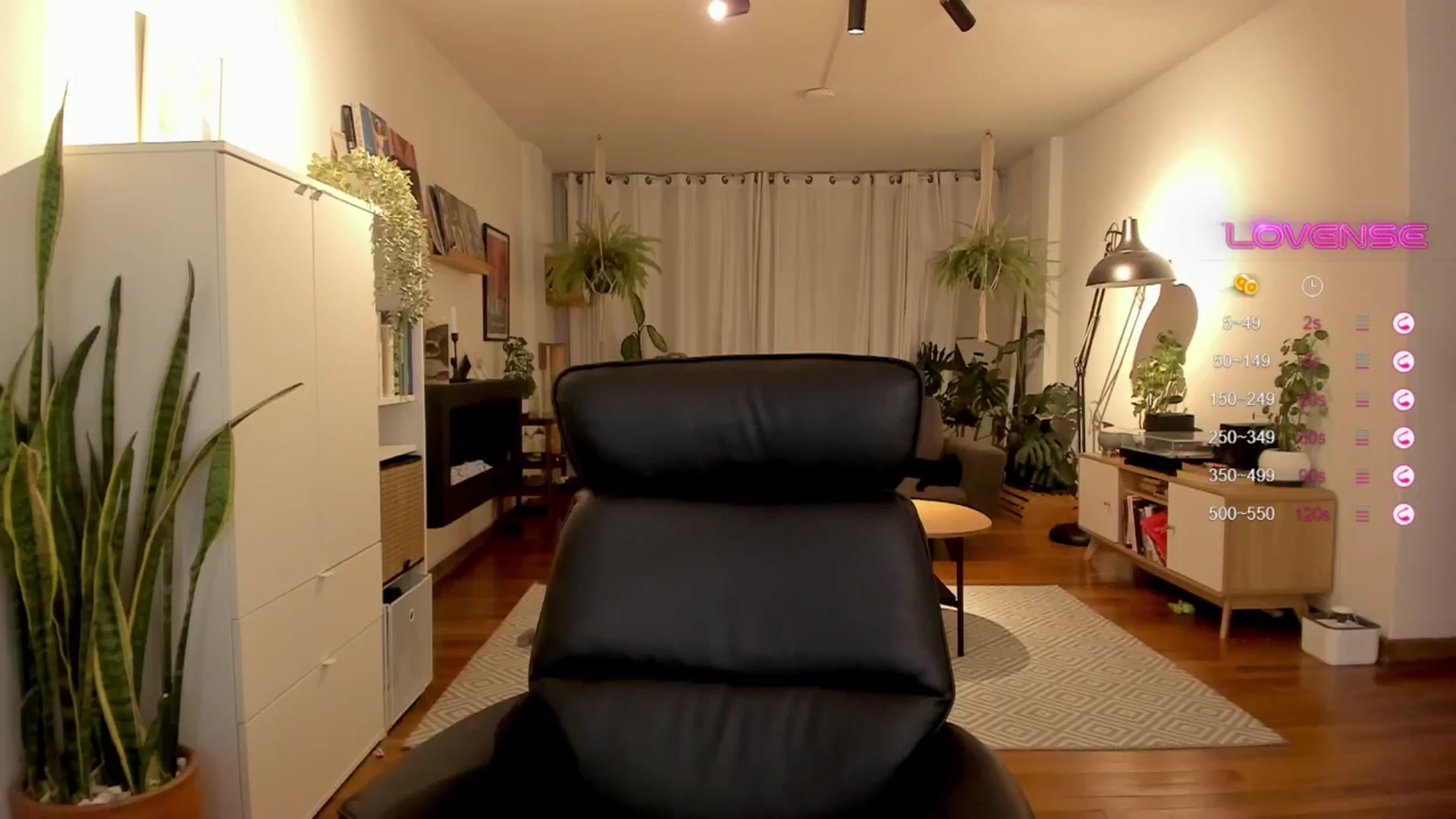 Gallery image thumbnail from Ysabeau's myfreecams stream on, 08/19/2024, 24:26 image 3 of 20