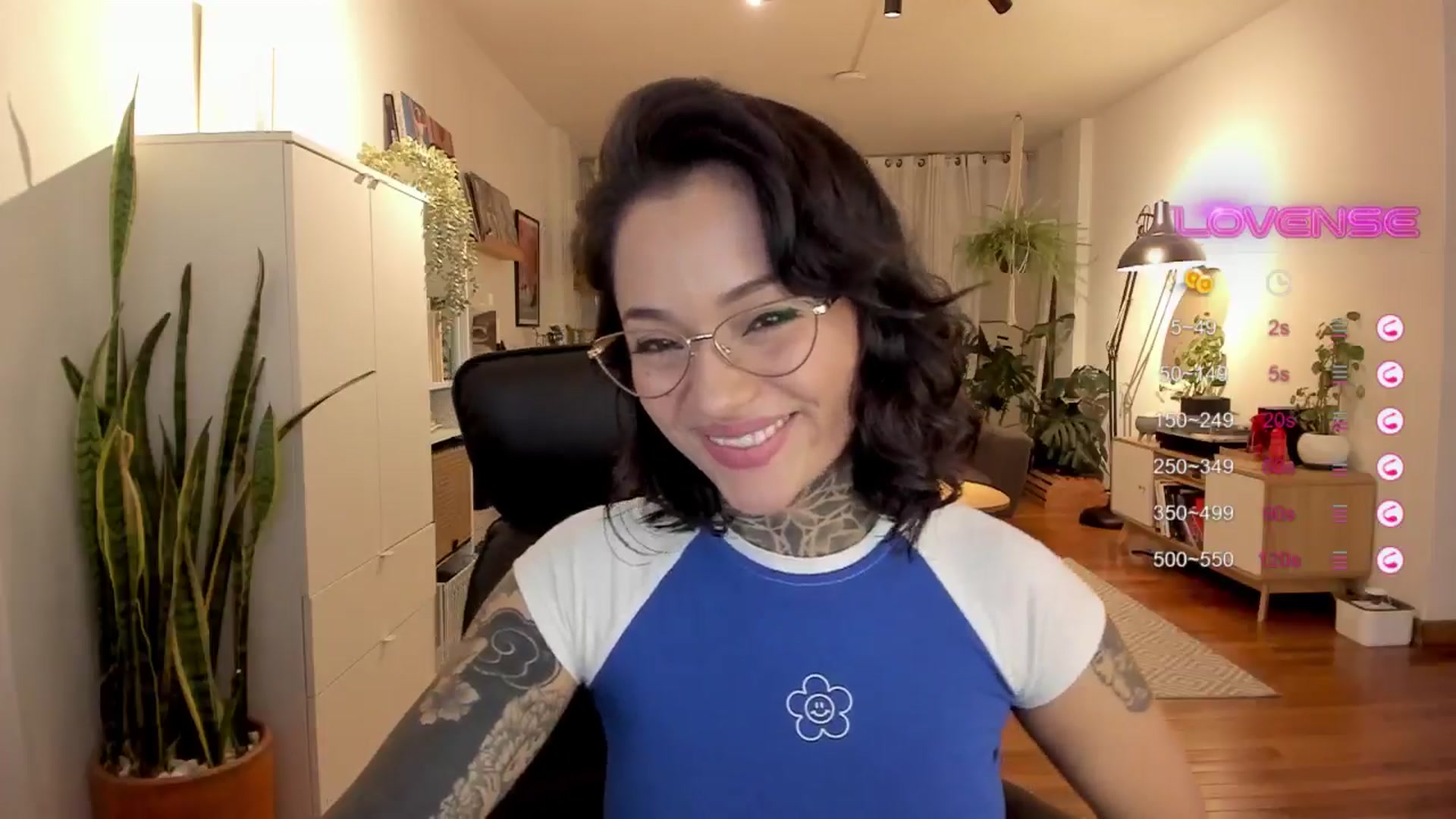 Gallery image thumbnail from Ysabeau's myfreecams stream on, 08/23/2024, 02:13 image 5 of 20