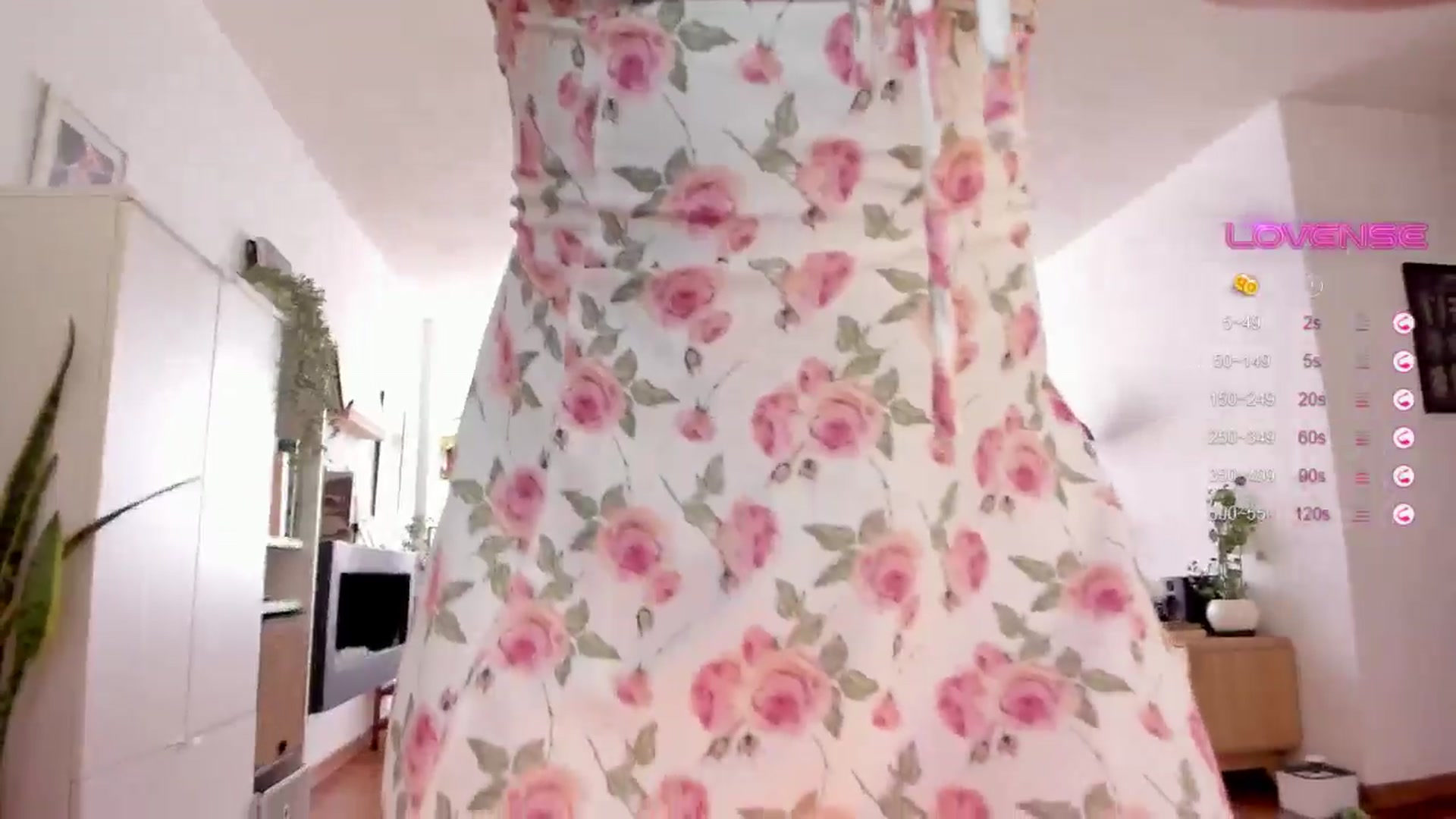 Gallery image thumbnail from Ysabeau's myfreecams stream on, 08/24/2024, 17:52 image 12 of 20