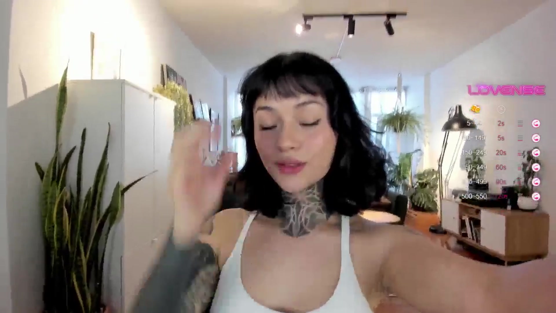 Gallery image thumbnail from Ysabeau's myfreecams stream on, 09/06/2024, 22:46 image 18 of 20