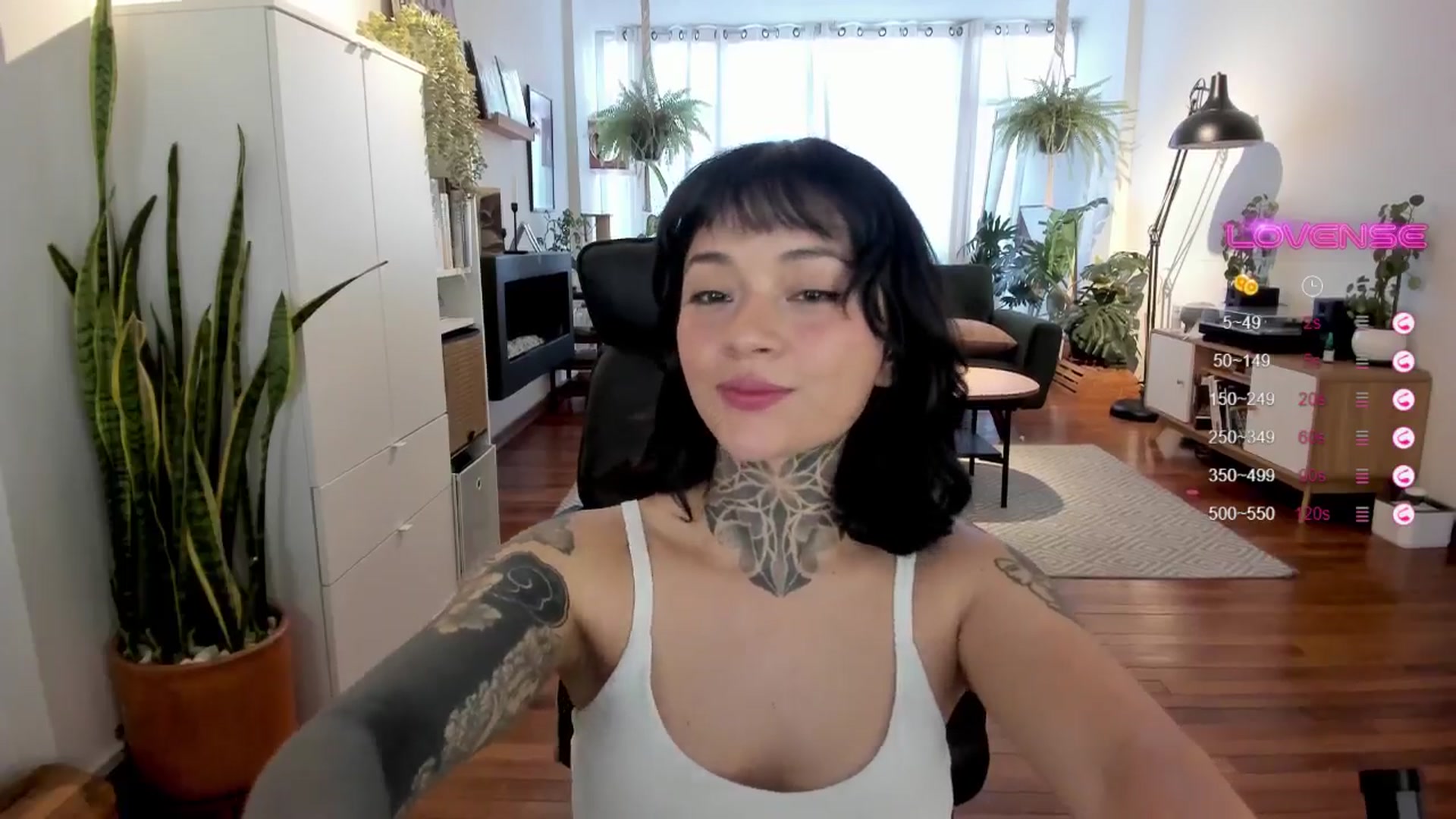Gallery image thumbnail from Ysabeau's myfreecams stream on, 09/06/2024, 22:46 image 16 of 20