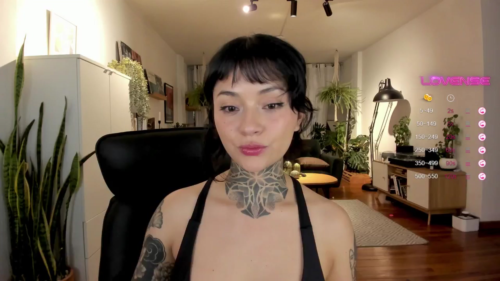 Gallery image thumbnail from Ysabeau's myfreecams stream on, 09/07/2024, 24:02 image 1 of 20