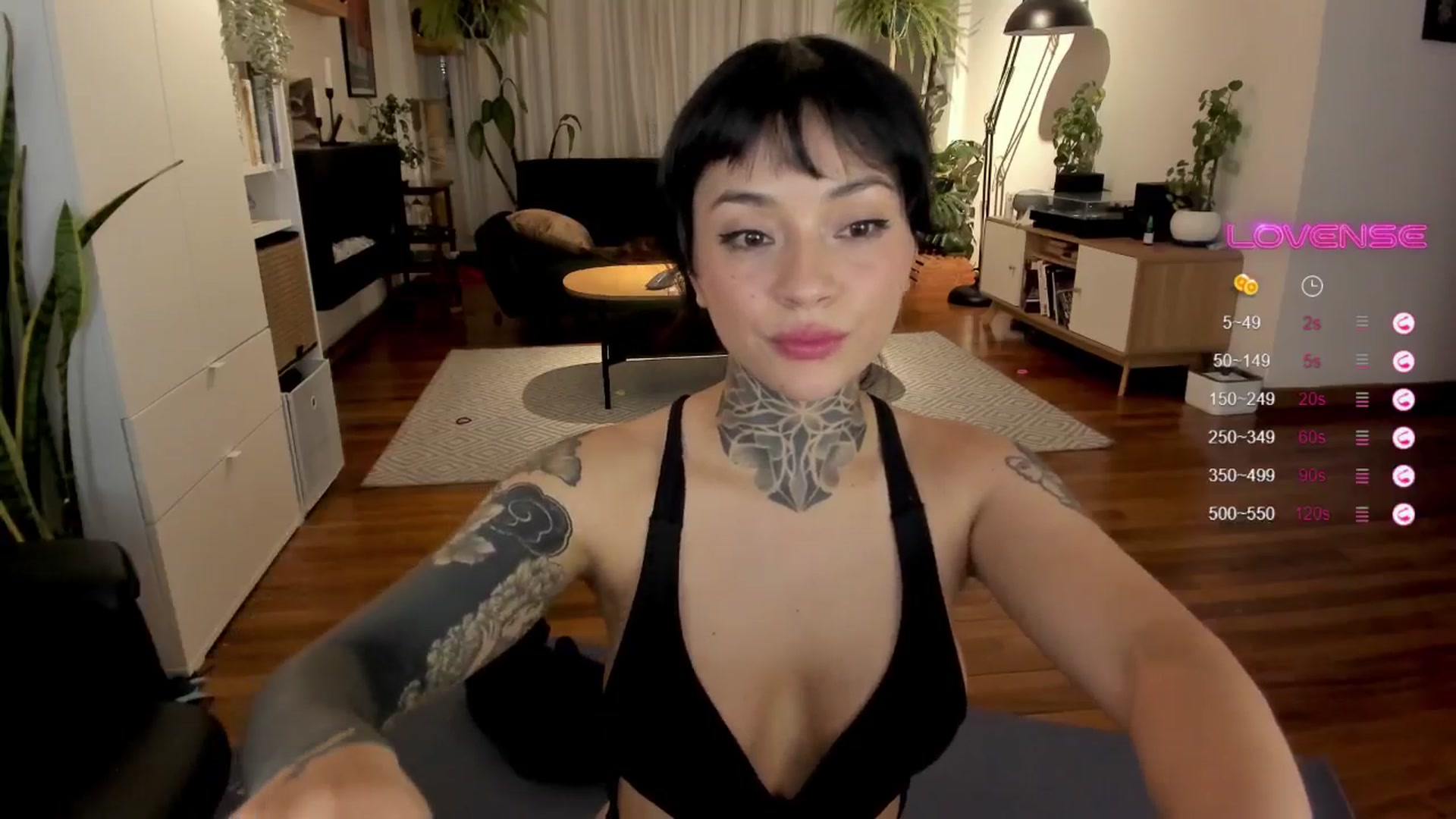 Gallery image thumbnail from Ysabeau's myfreecams stream on, 09/07/2024, 24:02 image 7 of 20