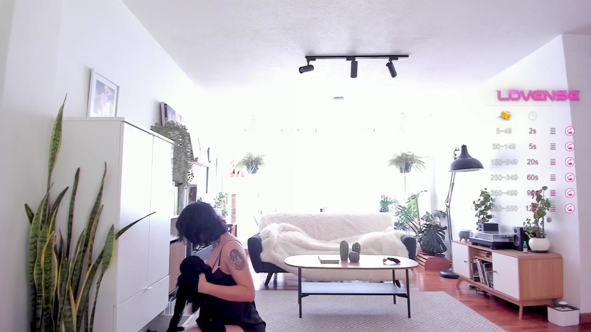 Gallery image thumbnail from Ysabeau's myfreecams stream on, 09/08/2024, 18:04 image 19 of 20