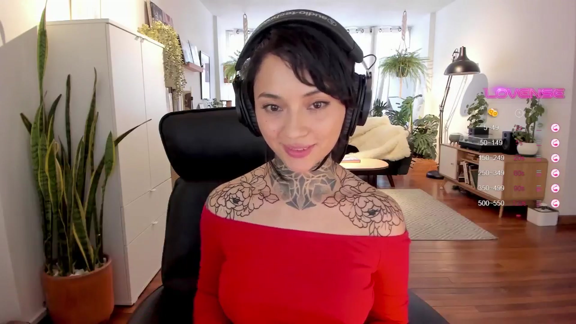 Gallery image thumbnail from Ysabeau's myfreecams stream on, 09/11/2024, 23:33 image 9 of 20