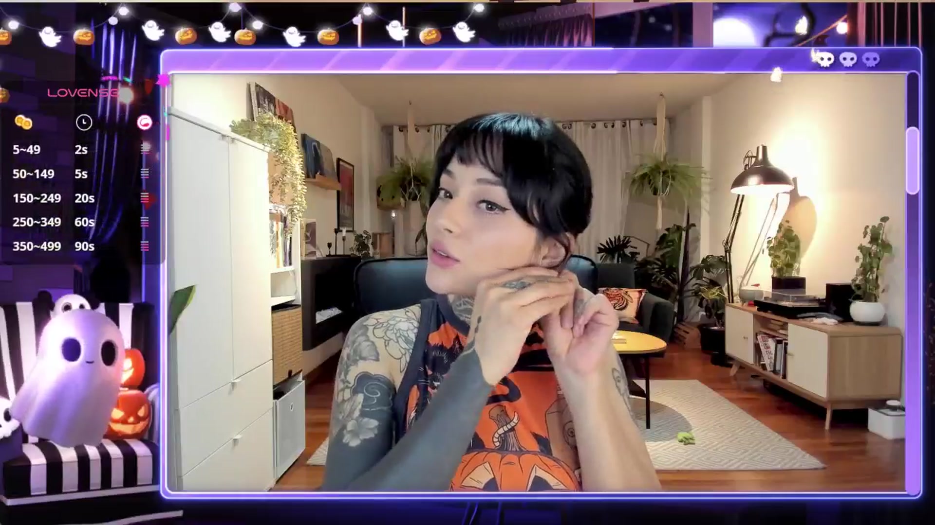 Gallery image thumbnail from Ysabeau's myfreecams stream on, 10/02/2024, 01:22 image 10 of 20
