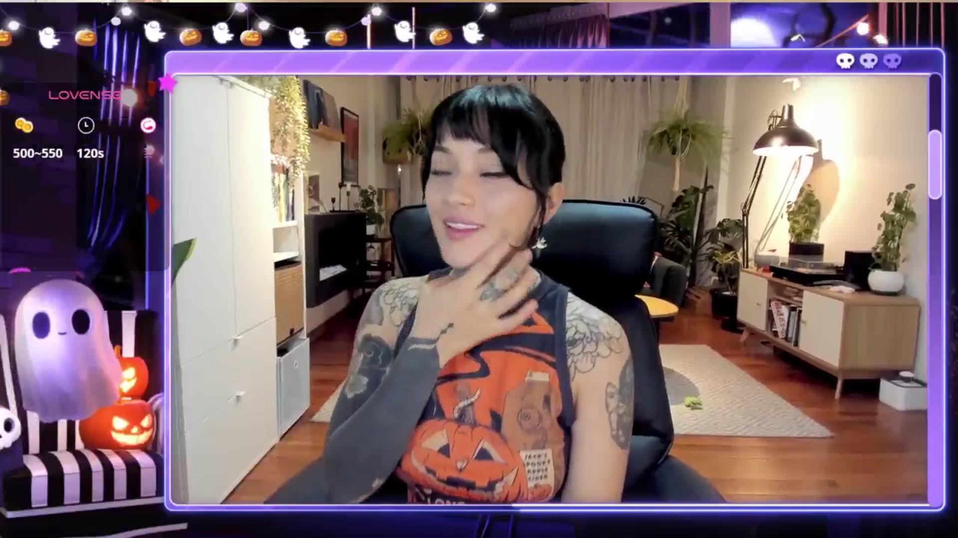 Gallery image thumbnail from Ysabeau's myfreecams stream on, 10/02/2024, 01:22 image 3 of 20