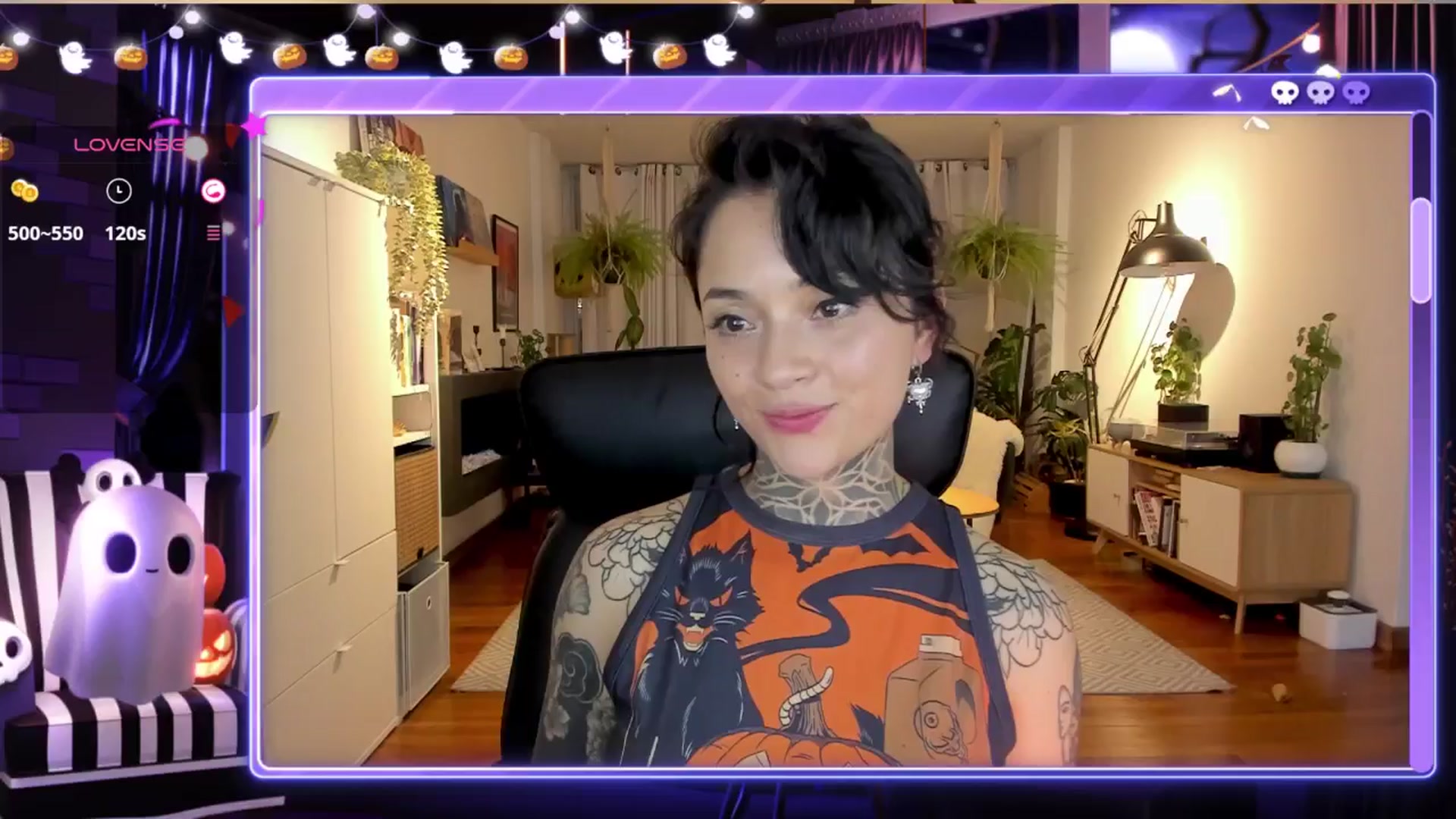 Gallery image thumbnail from Ysabeau's myfreecams stream on, 10/03/2024, 23:41 image 17 of 20