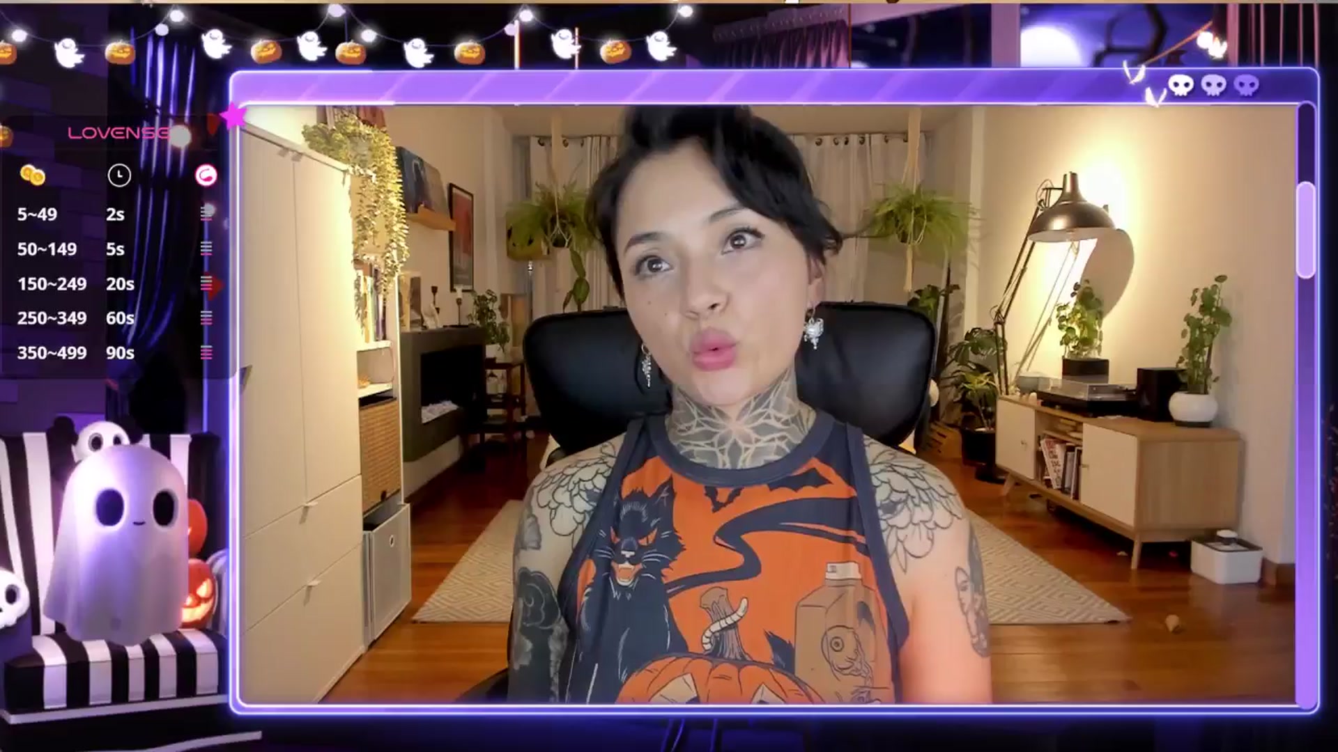 Gallery image thumbnail from Ysabeau's myfreecams stream on, 10/03/2024, 23:41 image 12 of 20