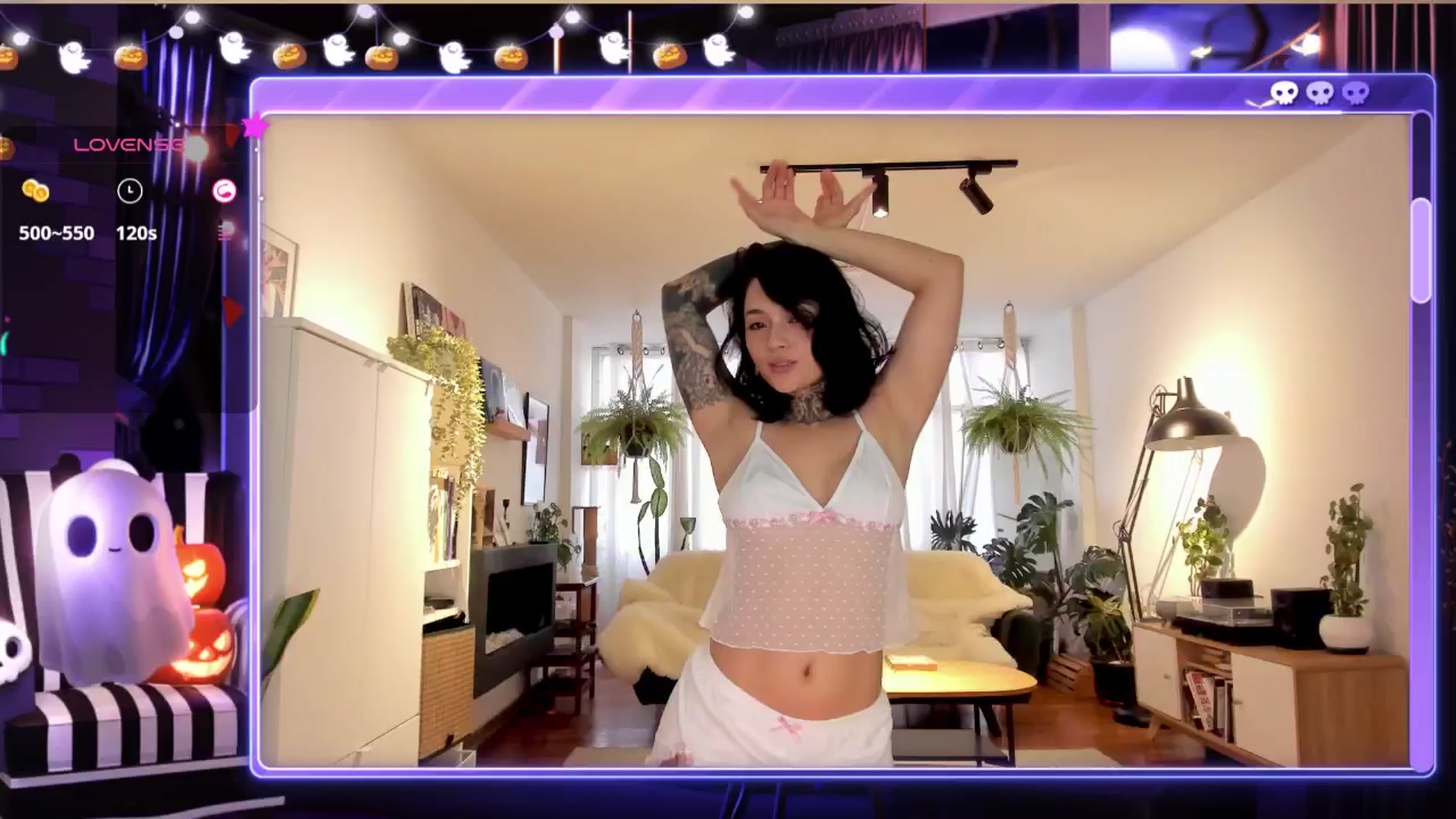 Gallery image thumbnail from Ysabeau's myfreecams stream on, 10/07/2024, 22:34 image 8 of 20
