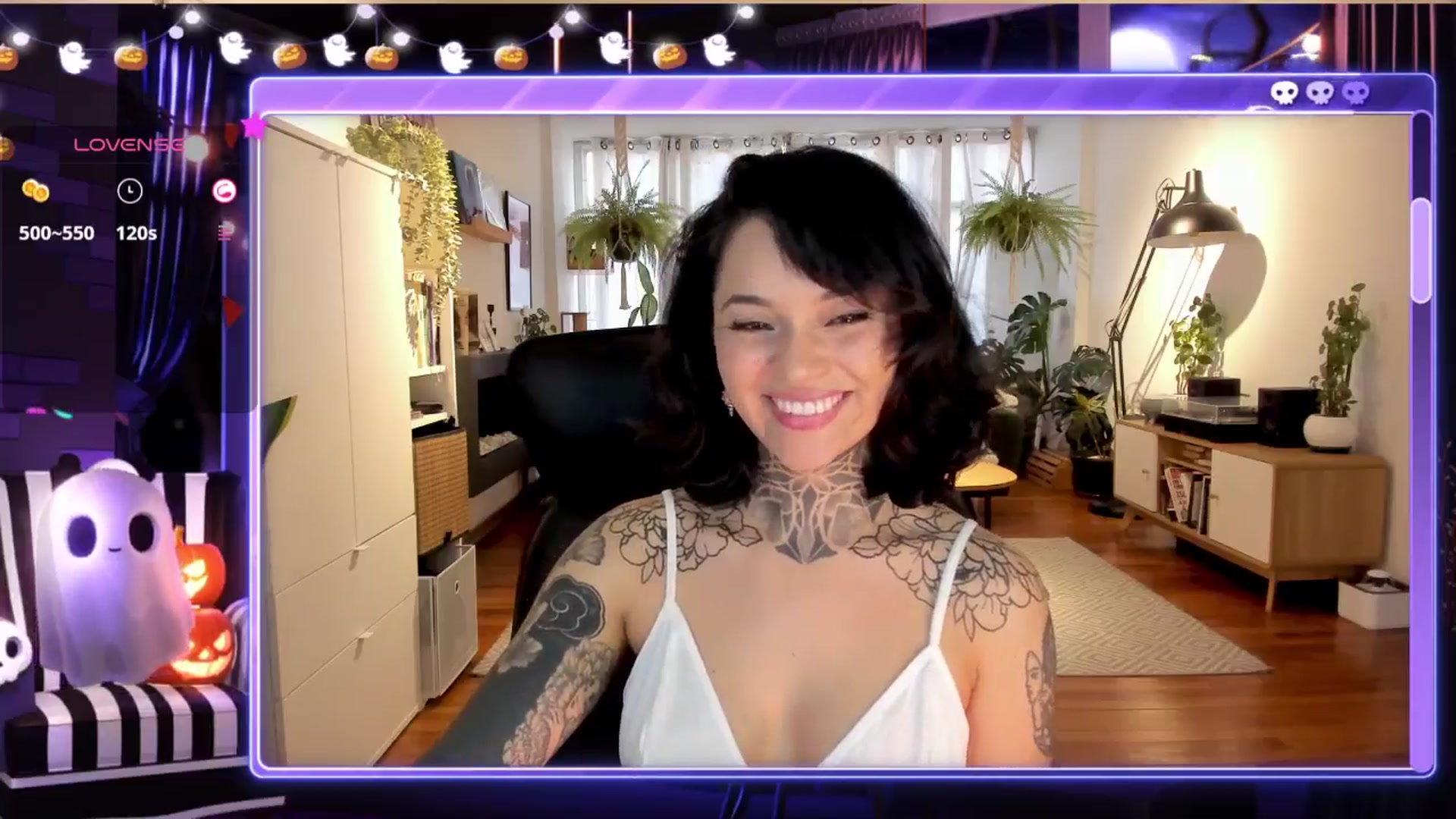 Gallery image thumbnail from Ysabeau's myfreecams stream on, 10/07/2024, 22:34 image 10 of 20