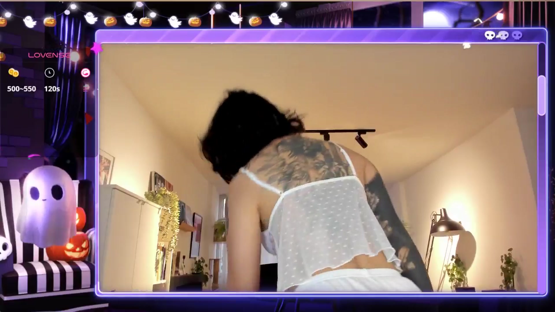 Gallery image thumbnail from Ysabeau's myfreecams stream on, 10/07/2024, 22:34 image 19 of 20