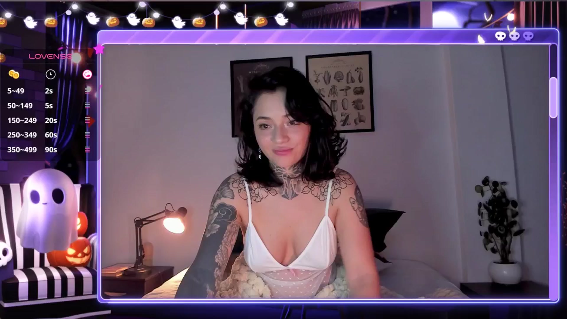 Gallery image thumbnail from Ysabeau's myfreecams stream on, 10/11/2024, 24:15 image 12 of 20
