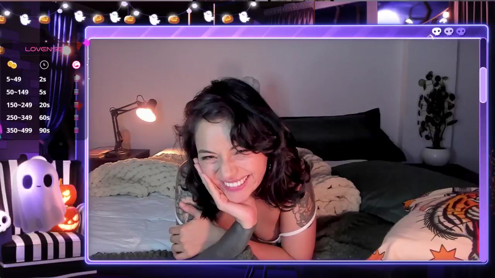 Gallery image thumbnail from Ysabeau's myfreecams stream on, 10/11/2024, 24:15 image 19 of 20