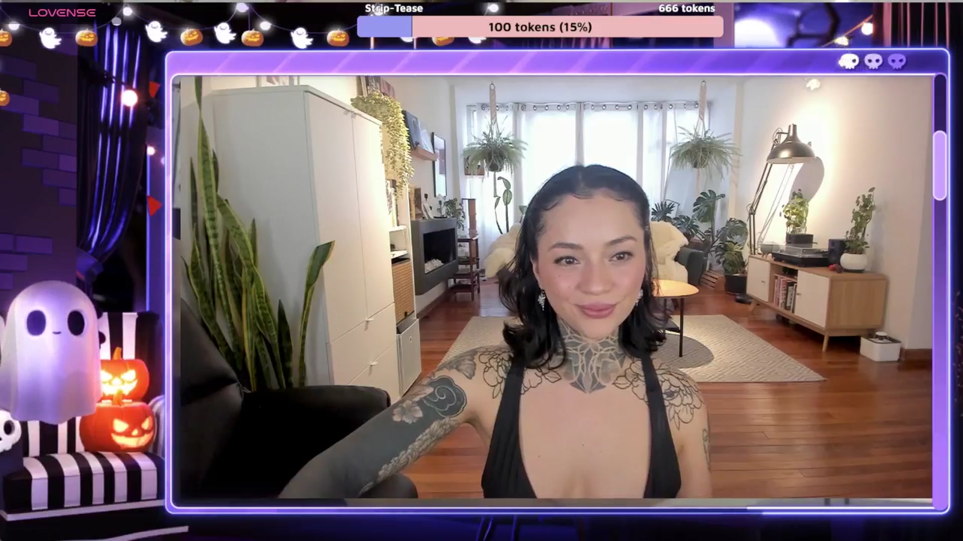 Gallery image thumbnail from Ysabeau's myfreecams stream on, 10/14/2024, 23:59 image 4 of 20