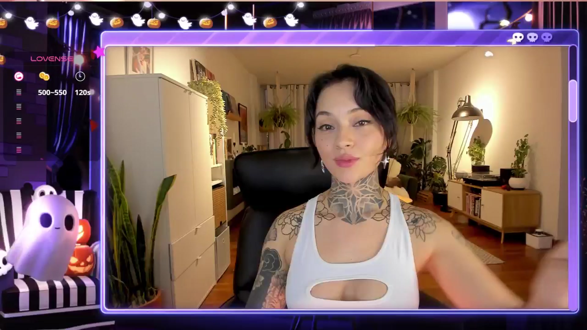 Gallery image thumbnail from Ysabeau's myfreecams stream on, 10/15/2024, 23:33 image 13 of 20
