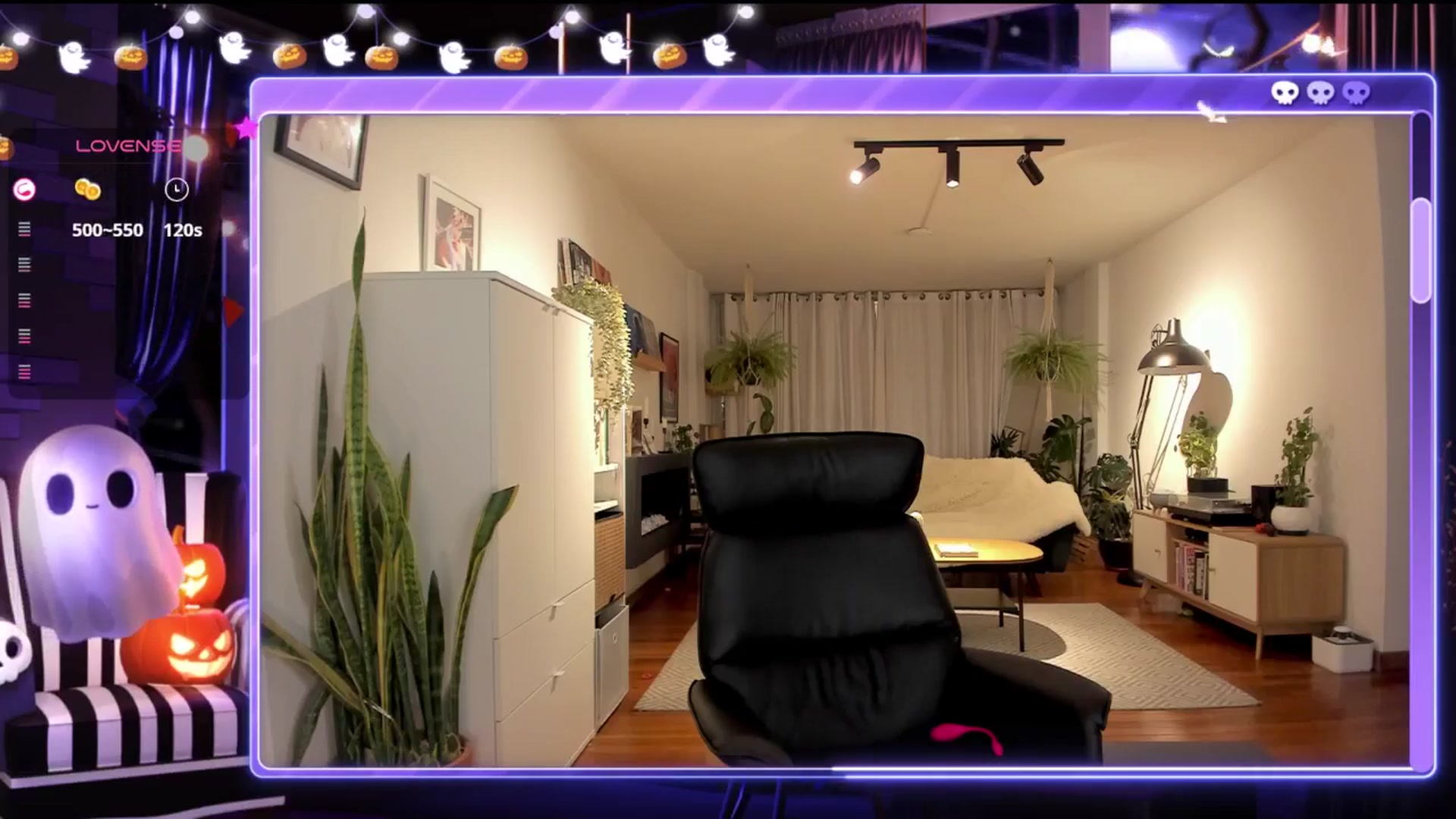 Gallery image thumbnail from Ysabeau's myfreecams stream on, 10/17/2024, 24:06 image 12 of 20