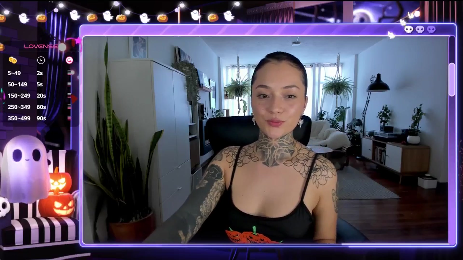 Gallery image thumbnail from Ysabeau's myfreecams stream on, 10/18/2024, 01:40 image 3 of 20