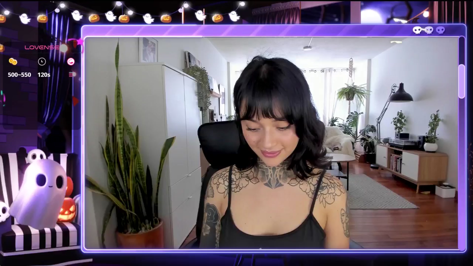Gallery image thumbnail from Ysabeau's myfreecams stream on, 10/19/2024, 17:07 image 19 of 20