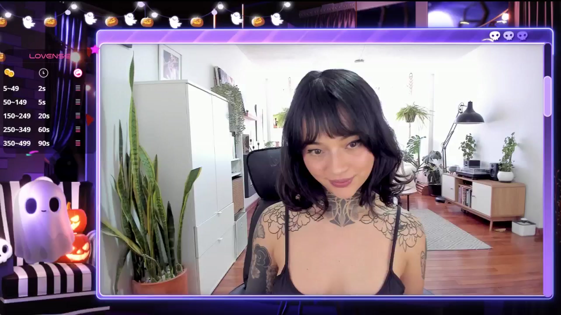 Gallery image thumbnail from Ysabeau's myfreecams stream on, 10/19/2024, 17:07 image 2 of 20