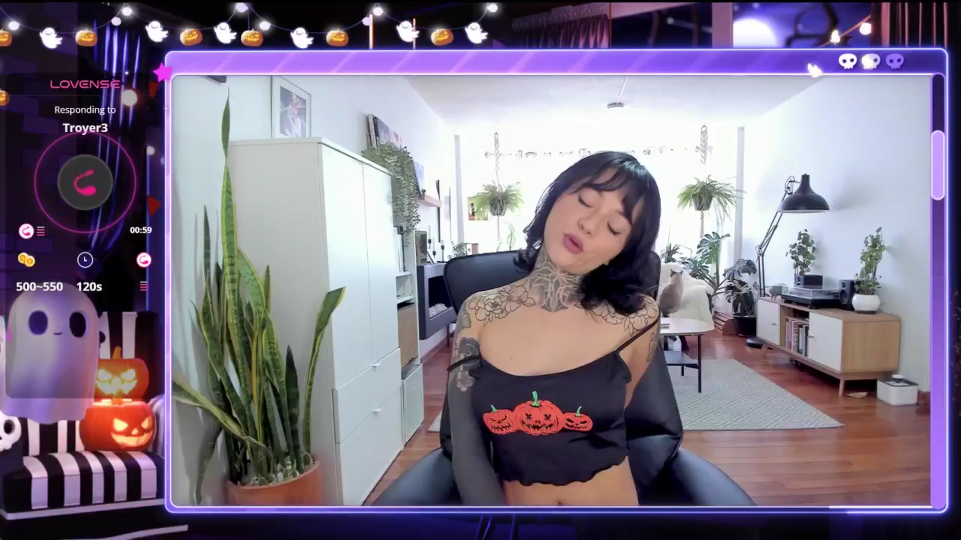 Gallery image thumbnail from Ysabeau's myfreecams stream on, 10/19/2024, 17:07 image 4 of 20