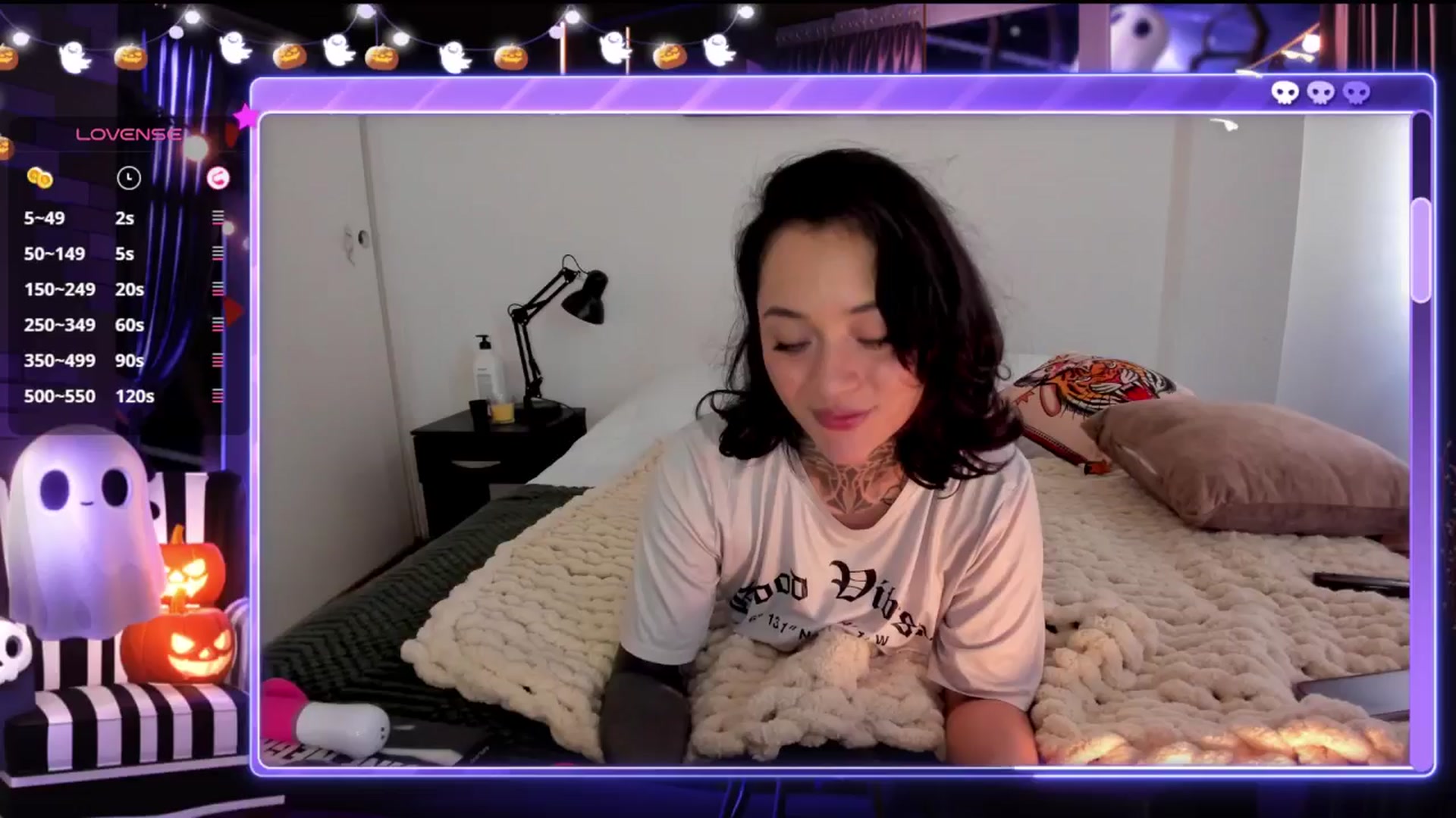 Gallery image thumbnail from Ysabeau's myfreecams stream on, 10/20/2024, 15:54 image 3 of 20