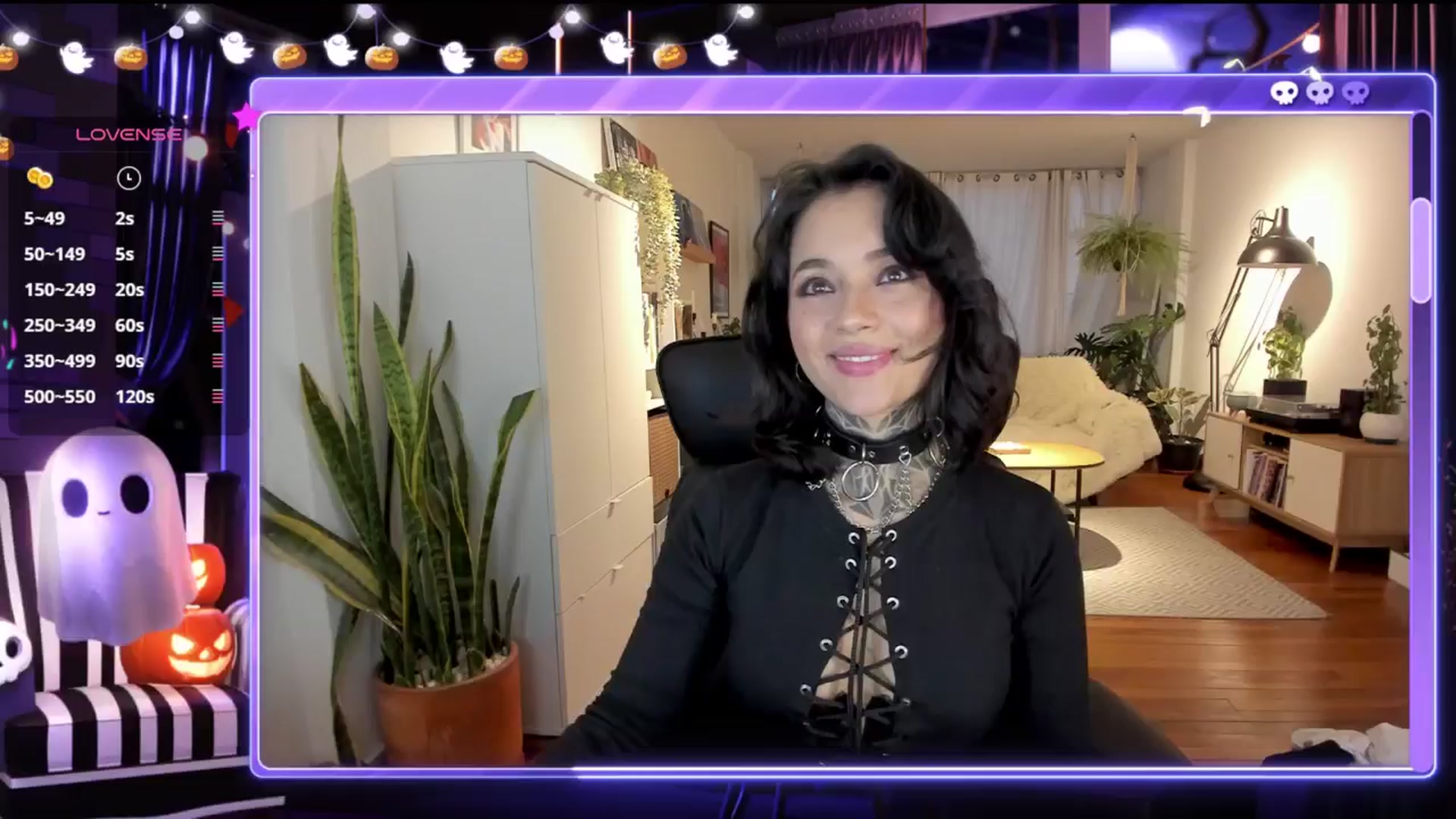 Gallery image thumbnail from Ysabeau's myfreecams stream on, 10/22/2024, 22:50 image 15 of 20