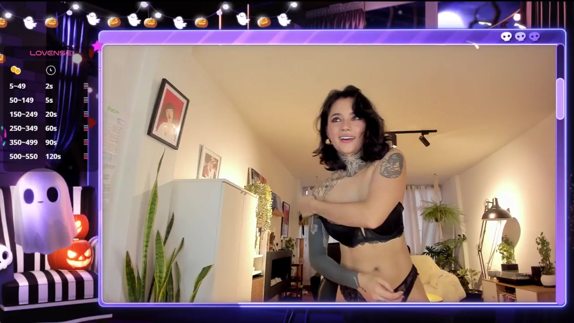 Gallery image thumbnail from Ysabeau's myfreecams stream on, 10/22/2024, 22:50 image 5 of 20