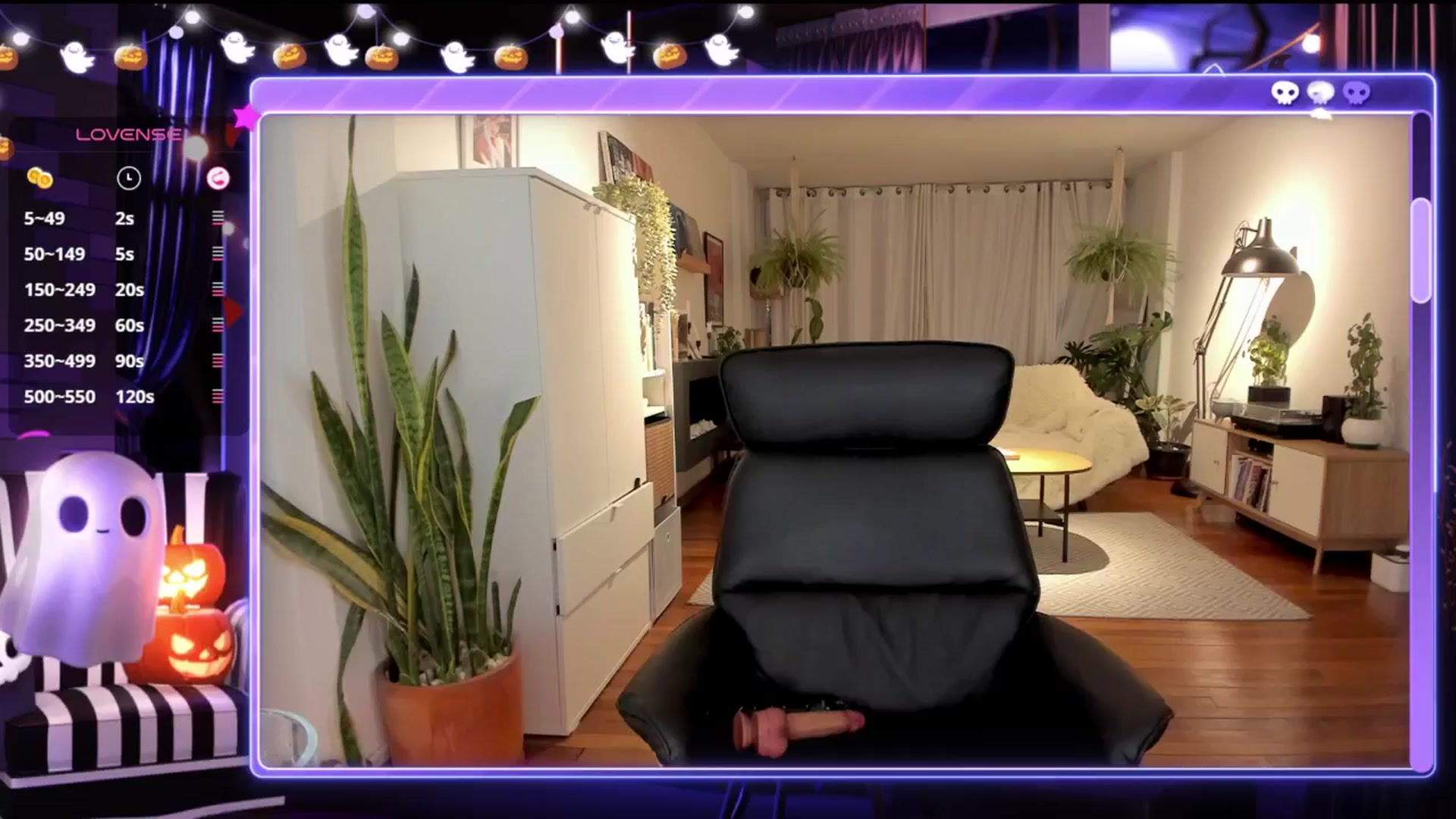 Gallery image thumbnail from Ysabeau's myfreecams stream on, 10/23/2024, 24:07 image 14 of 20