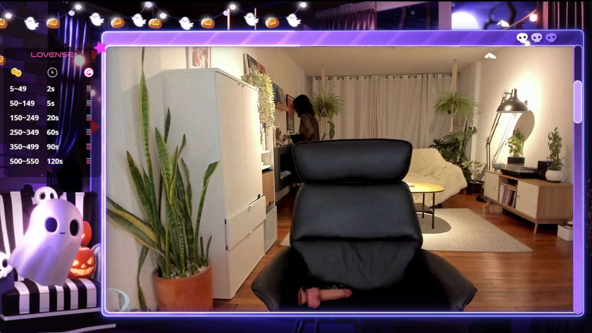 Gallery image thumbnail from Ysabeau's myfreecams stream on, 10/23/2024, 24:07 image 15 of 20