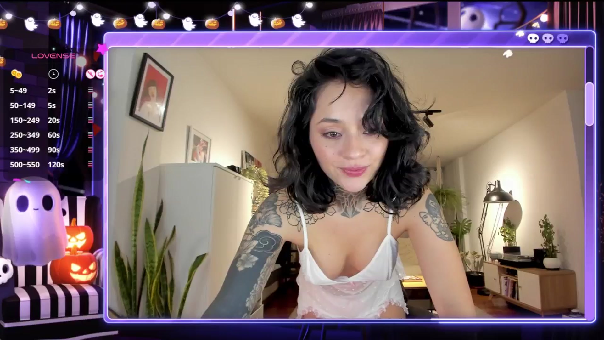 Gallery image thumbnail from Ysabeau's myfreecams stream on, 10/23/2024, 23:30 image 18 of 20
