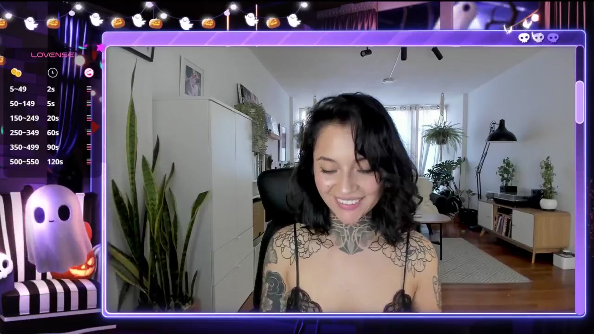 Gallery image thumbnail from Ysabeau's myfreecams stream on, 10/24/2024, 23:09 image 15 of 20