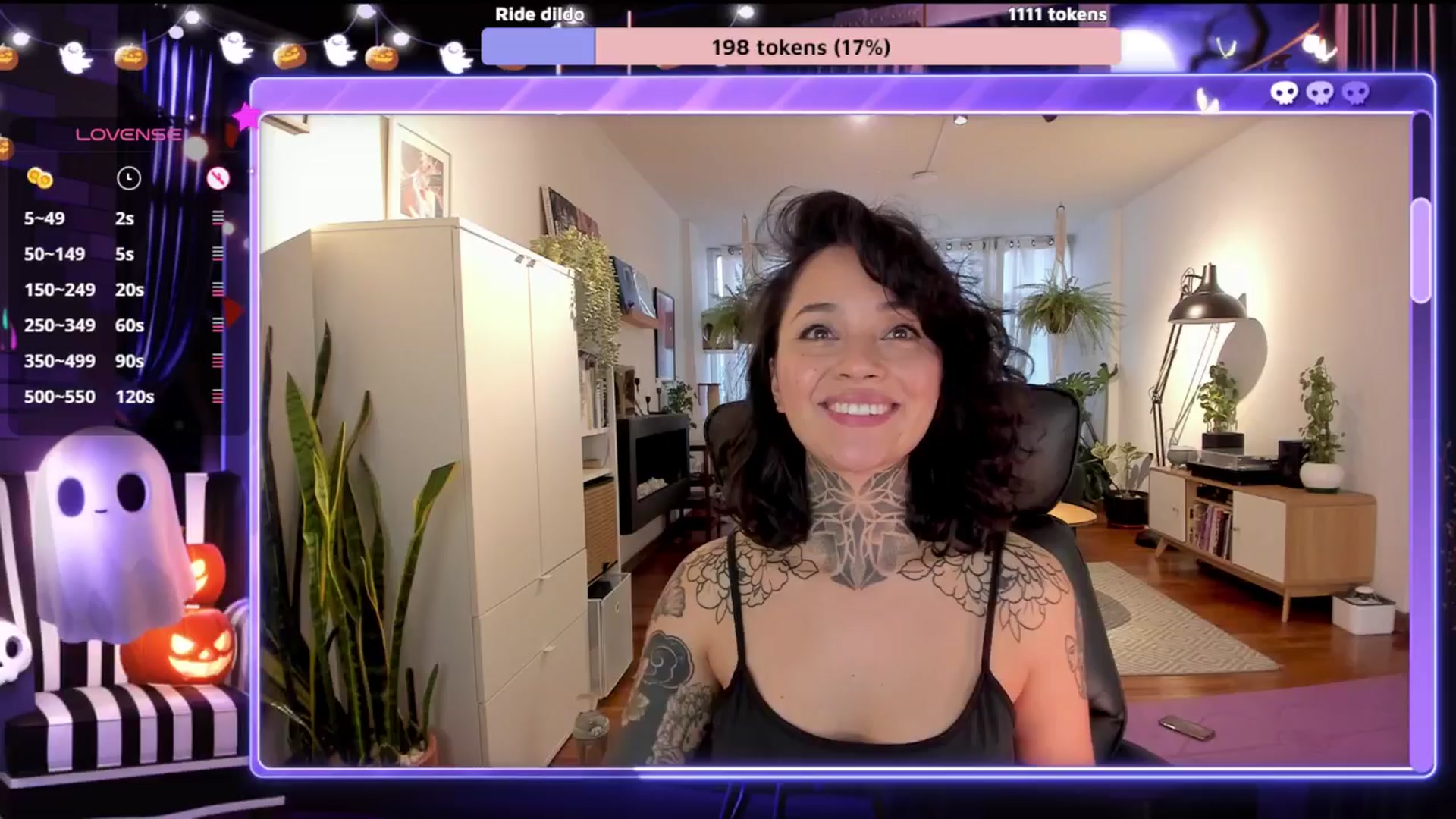 Gallery image thumbnail from Ysabeau's myfreecams stream on, 10/25/2024, 23:41 image 11 of 20