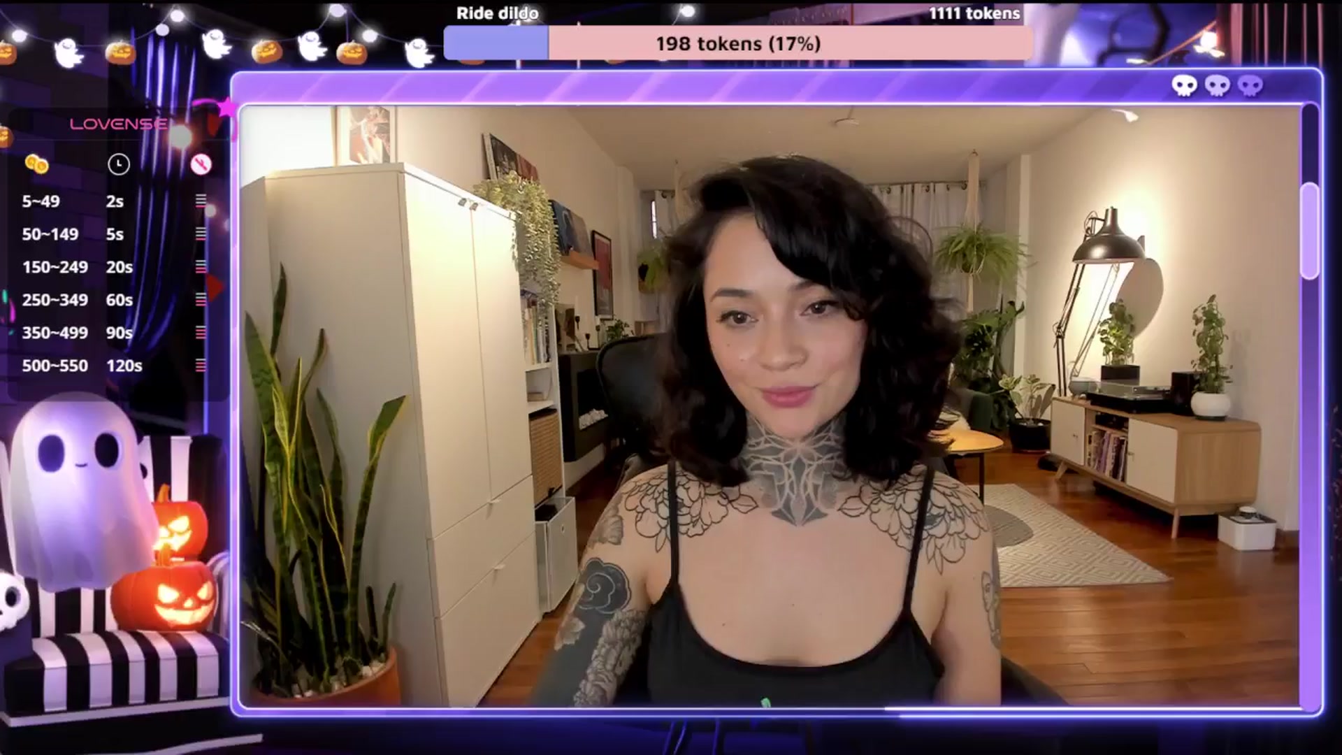 Gallery image thumbnail from Ysabeau's myfreecams stream on, 10/25/2024, 23:41 image 14 of 20