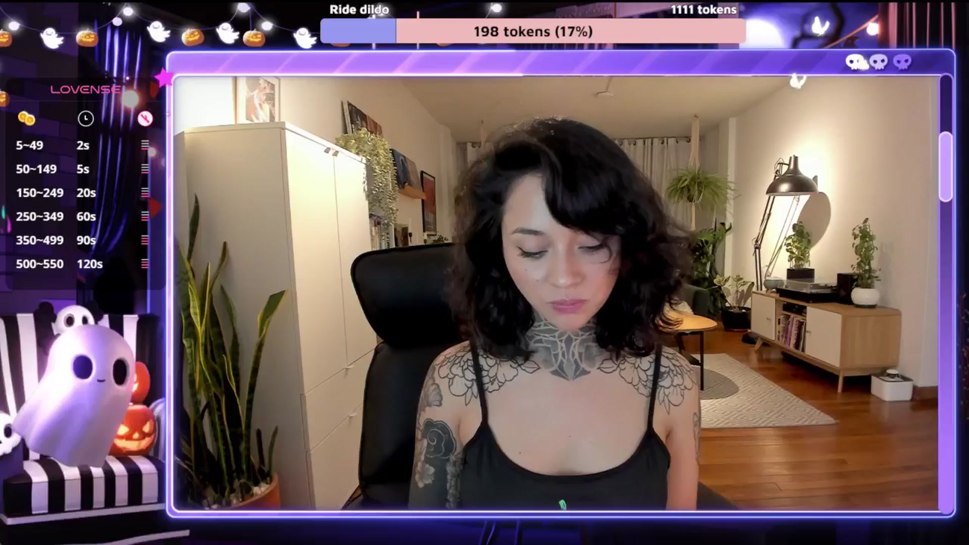 Gallery image thumbnail from Ysabeau's myfreecams stream on, 10/25/2024, 23:41 image 19 of 20