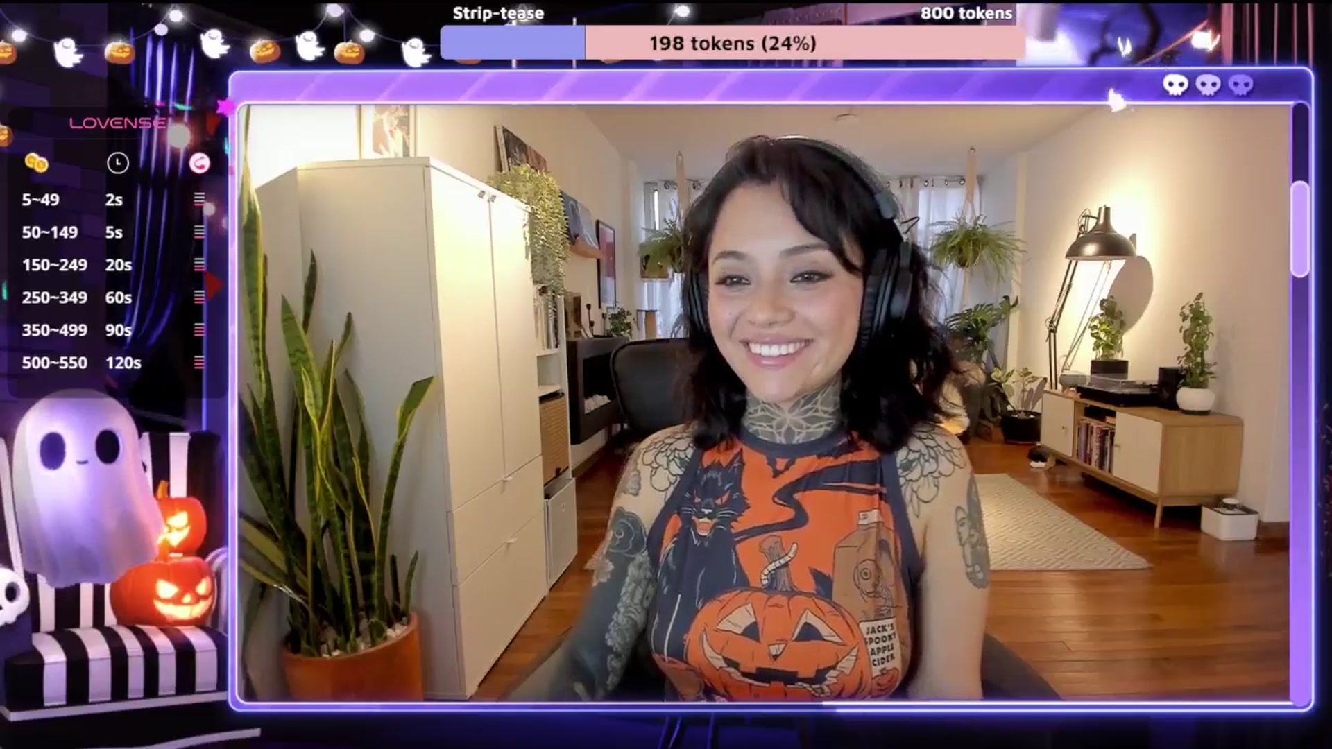 Gallery image thumbnail from Ysabeau's myfreecams stream on, 10/26/2024, 23:30 image 4 of 20