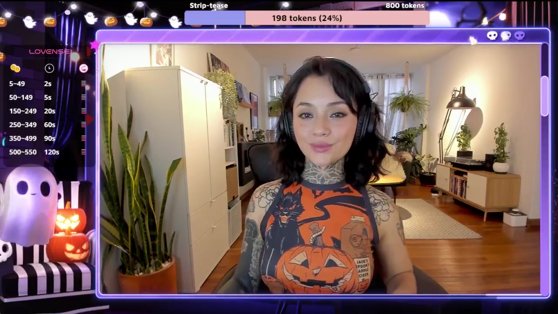 Gallery image thumbnail from Ysabeau's myfreecams stream on, 10/26/2024, 23:30 image 3 of 20