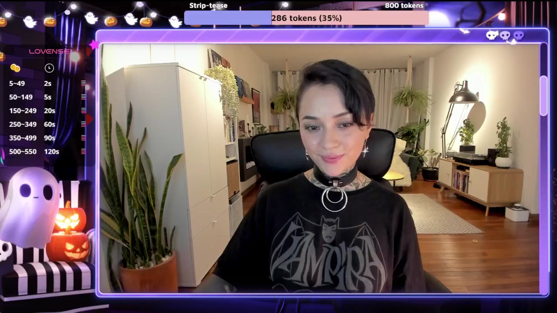 Gallery image thumbnail from Ysabeau's myfreecams stream on, 10/28/2024, 23:41 image 2 of 20